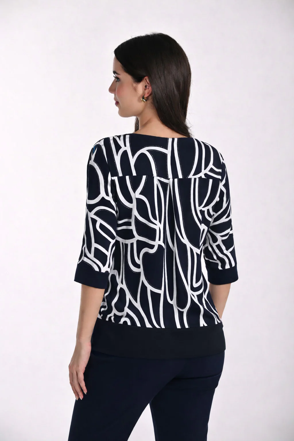 Frank Lyman Abstract Print Single Button Jacket Style 266117 - Image 2