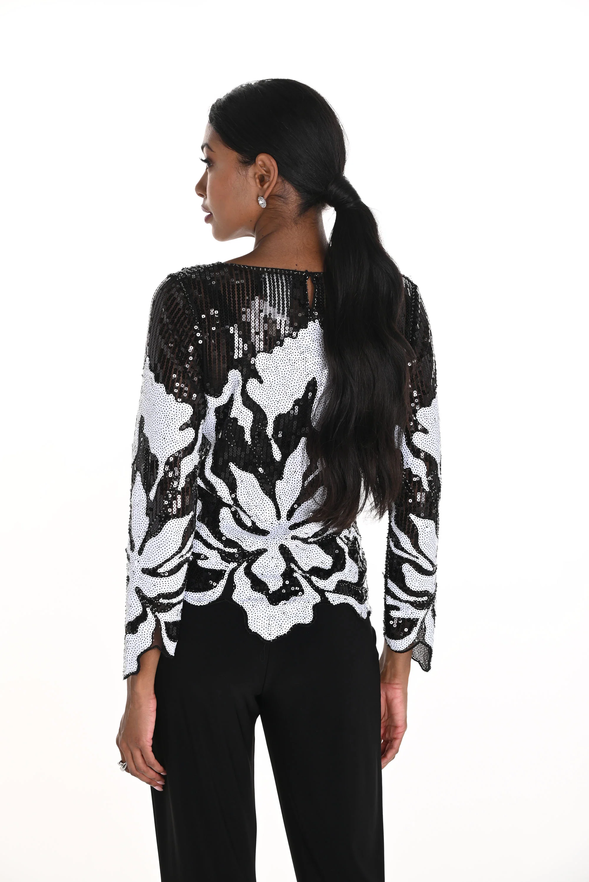 Frank Lyman Back/White Top with Sequin Details Style 259728 - Image 2