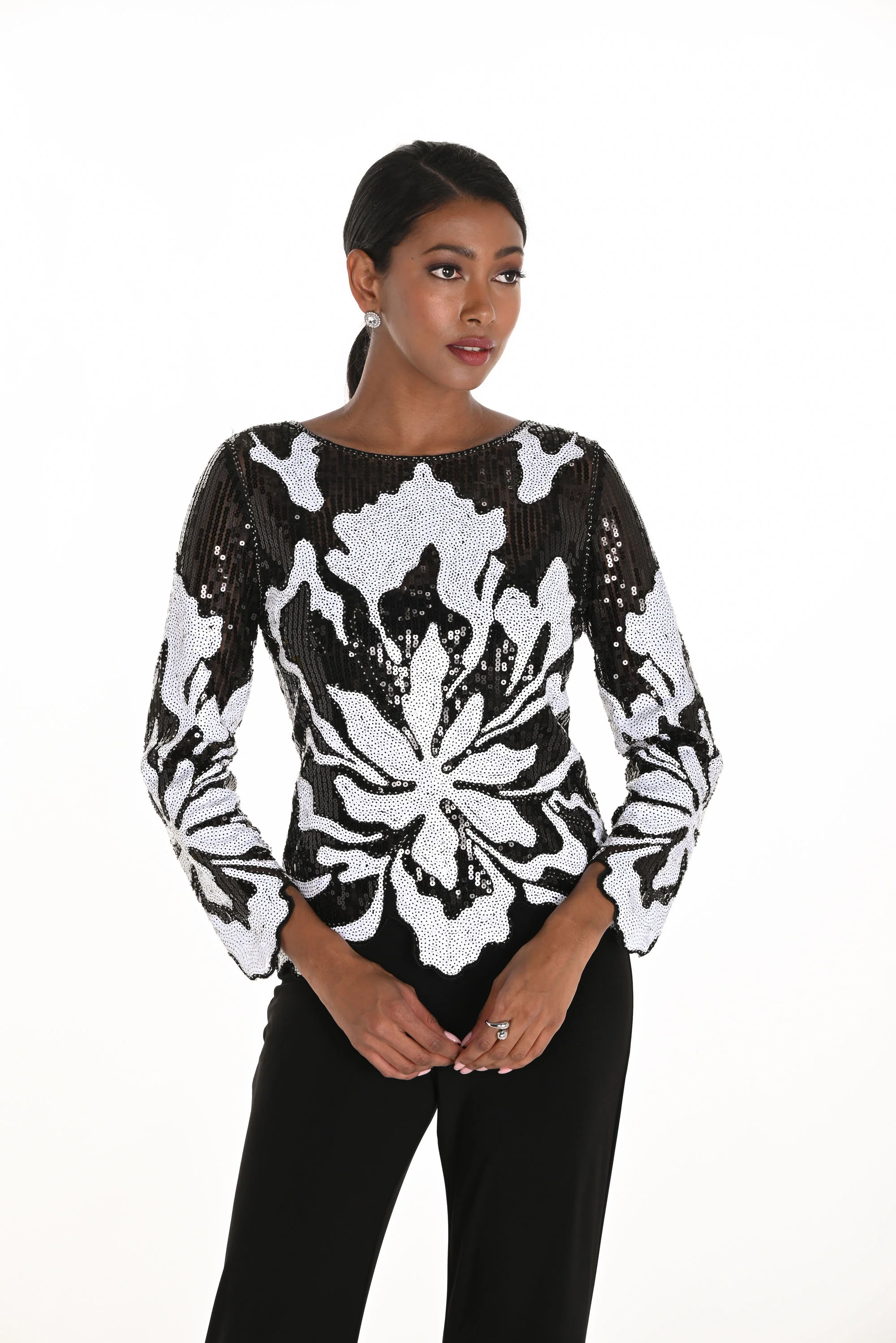 Frank Lyman Back/White Top with Sequin Details Style 259728 - Image 3