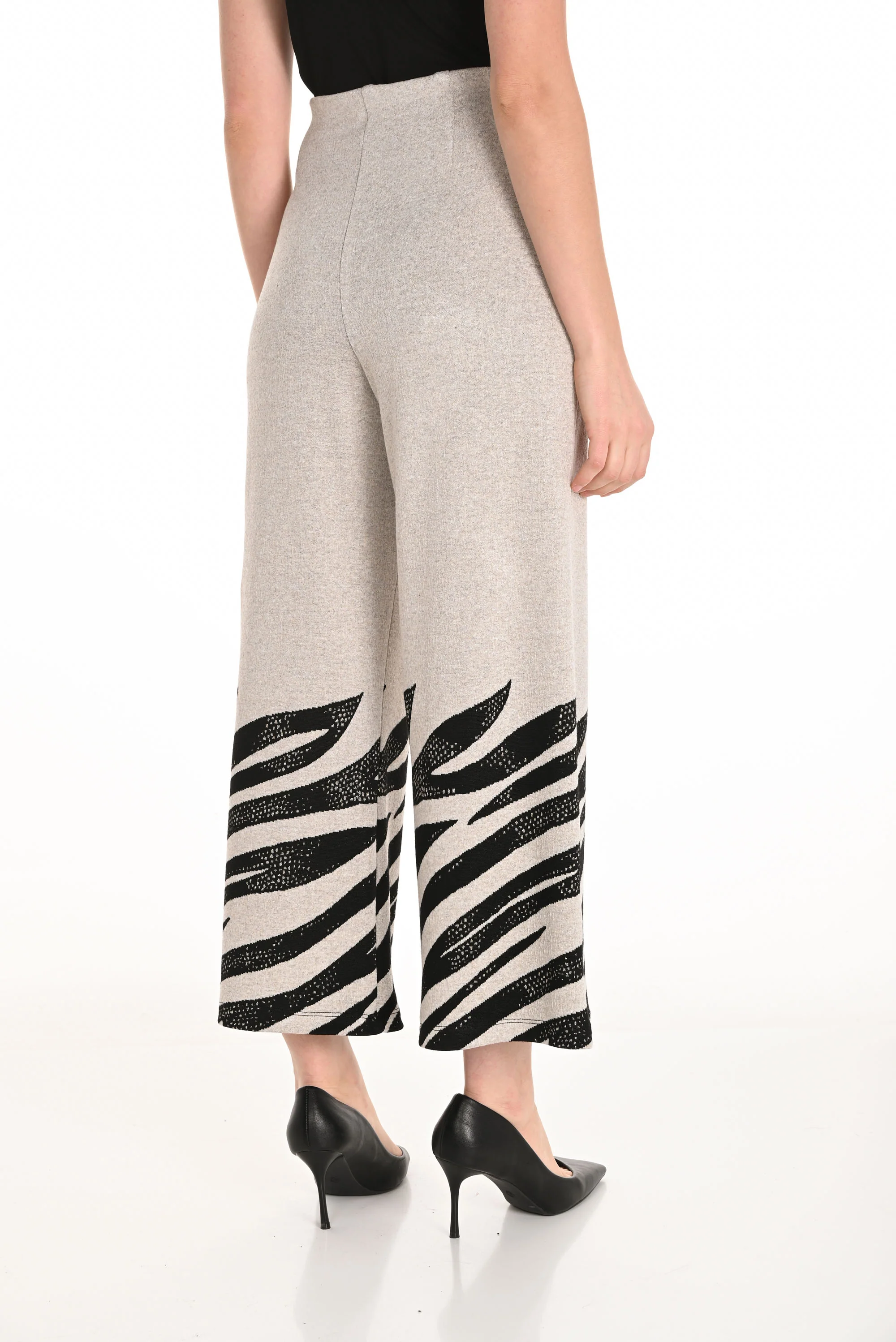 Frank Lyman Beige/Black Wide-Leg Pants Style 253339 - Image 4