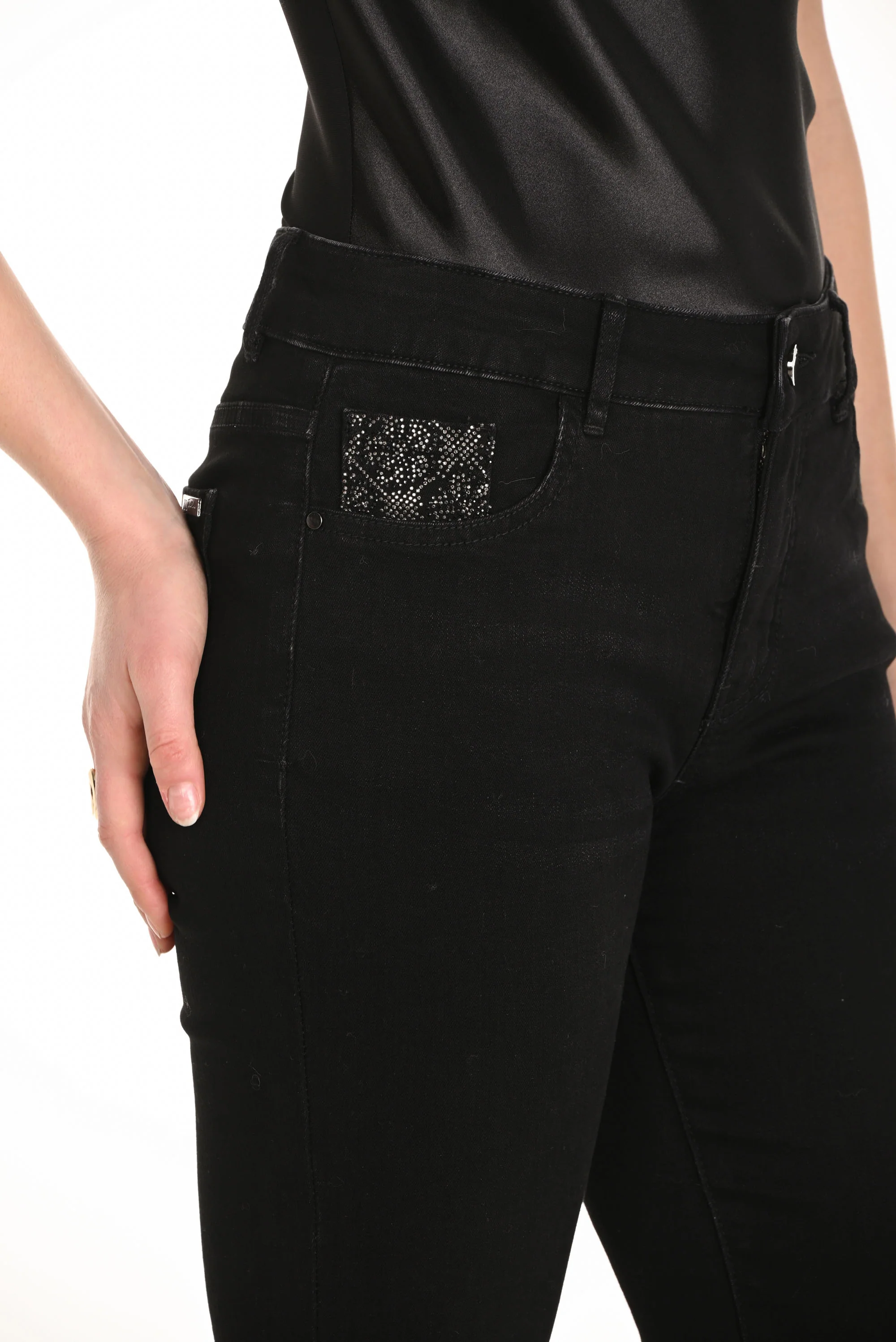 Frank Lyman Black Denim Embellished Ankle-length Jeans Style 253832 - Image 3