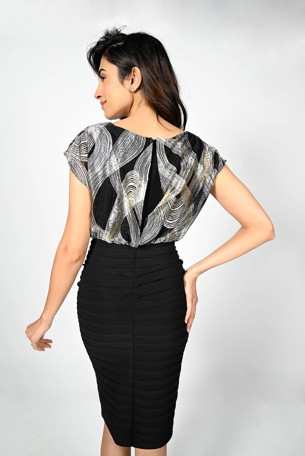 Frank Lyman Black/Gold Knit Dress Style 224274 - Image 2