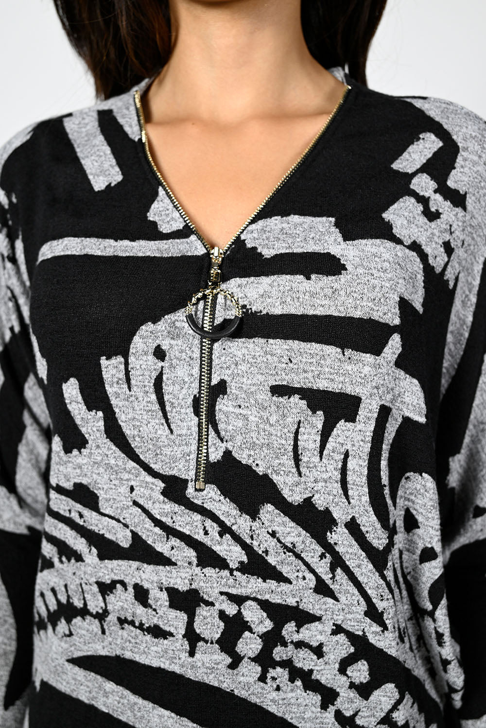 Frank Lyman Black/Grey Knit Top Style 224169 - Image 2