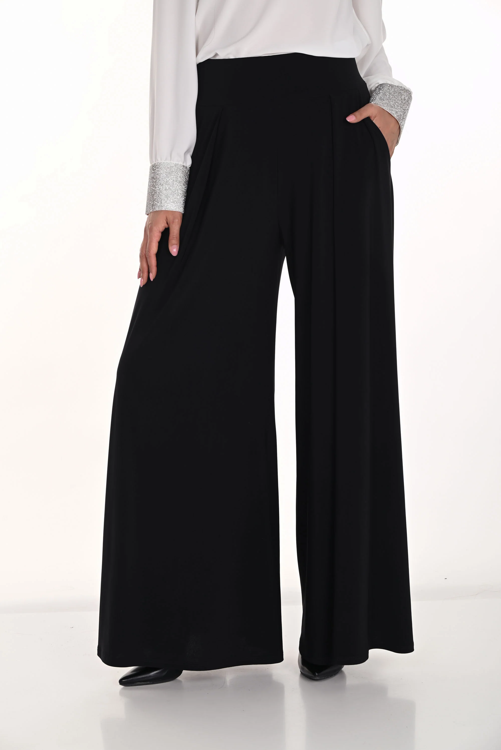 Frank Lyman Black High-Waist Wide-Leg Pants Style 254022