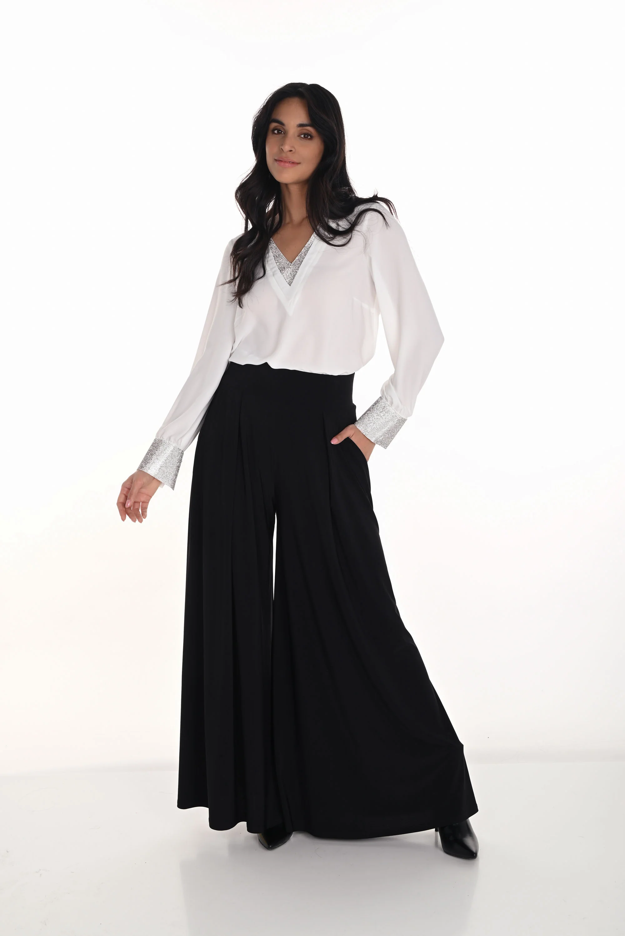 Frank Lyman Black High-Waist Wide-Leg Pants Style 254022 - Image 3