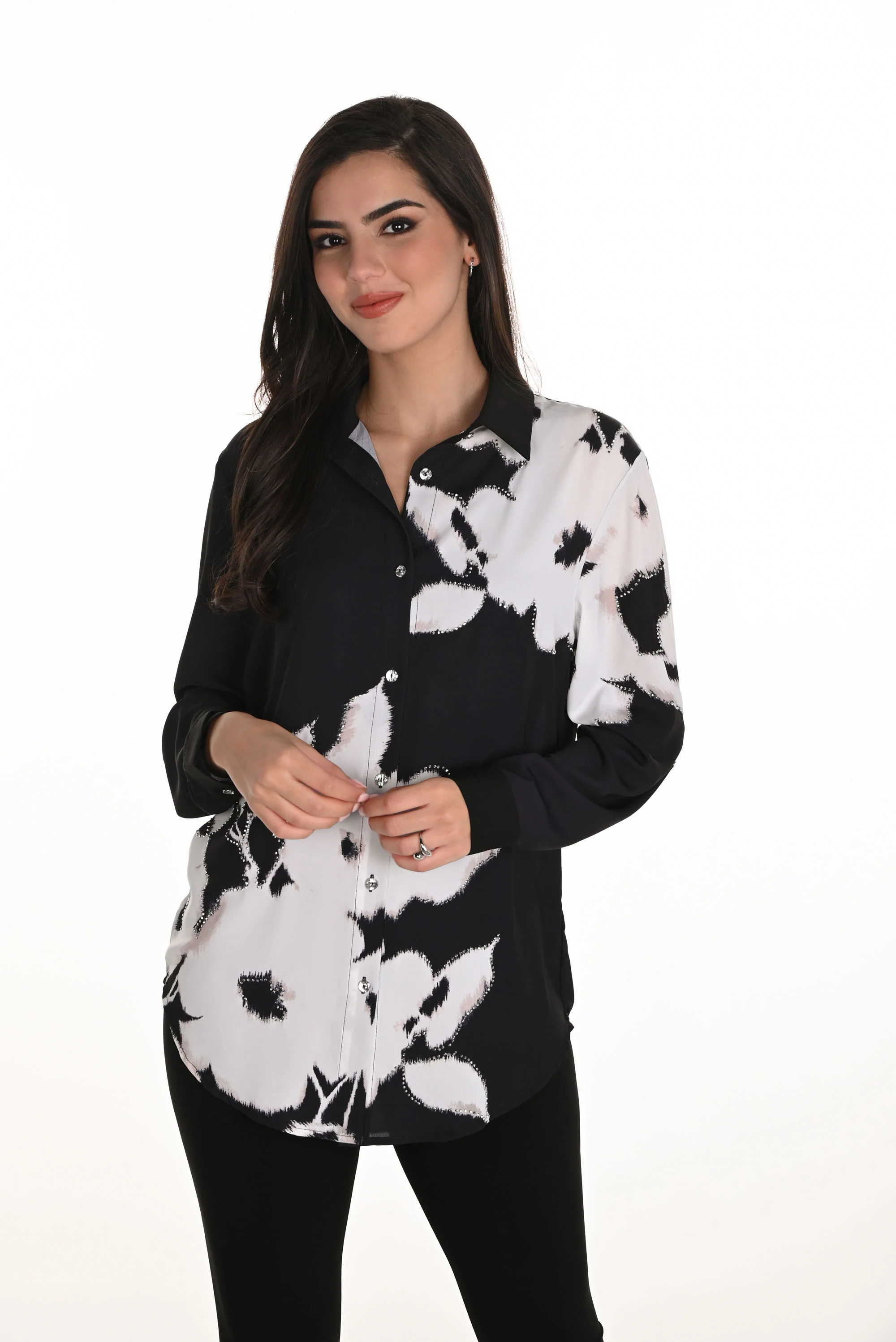 Frank Lyman Black/Off-White Abstract Floral Print Blouse Style 253814 - Image 2