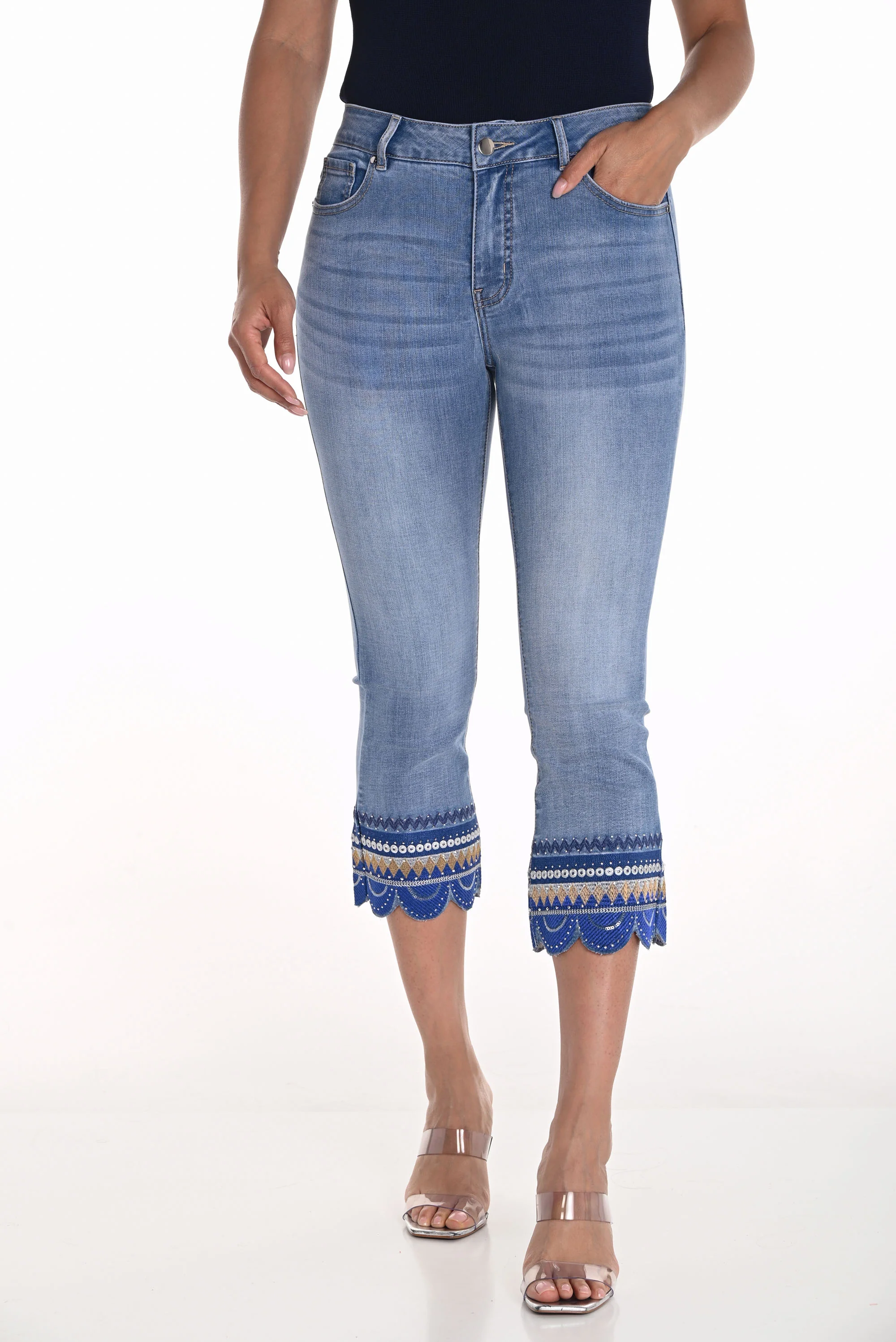 Frank Lyman Blue Denim Cropped Jeans Style 251559