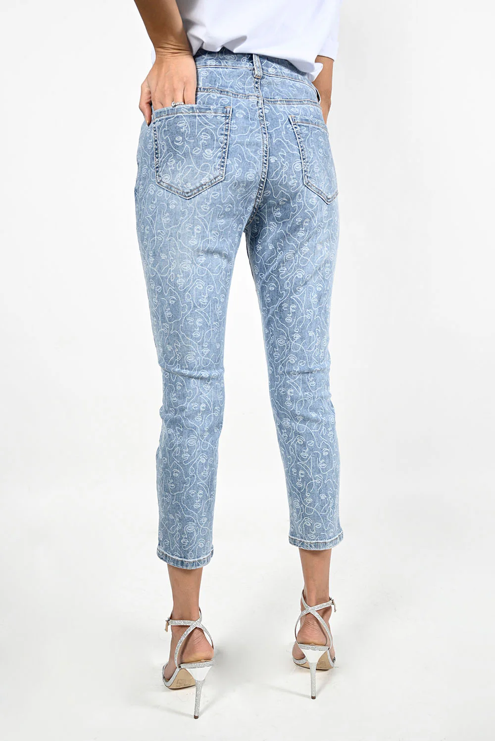 Frank Lyman Blue/White Jean Style 221099 - Image 3