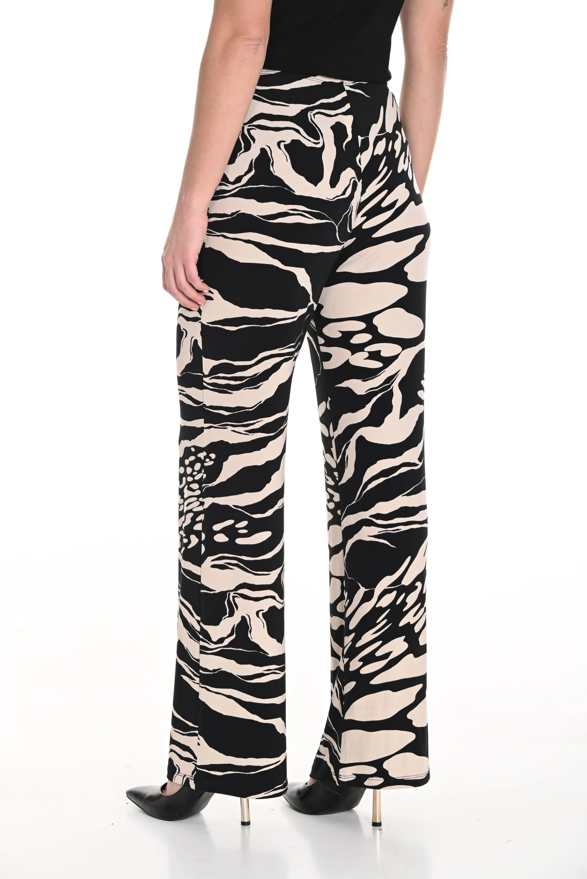 Frank Lyman Champagne/Black Abstract Print Pants Style 243144 - Image 2