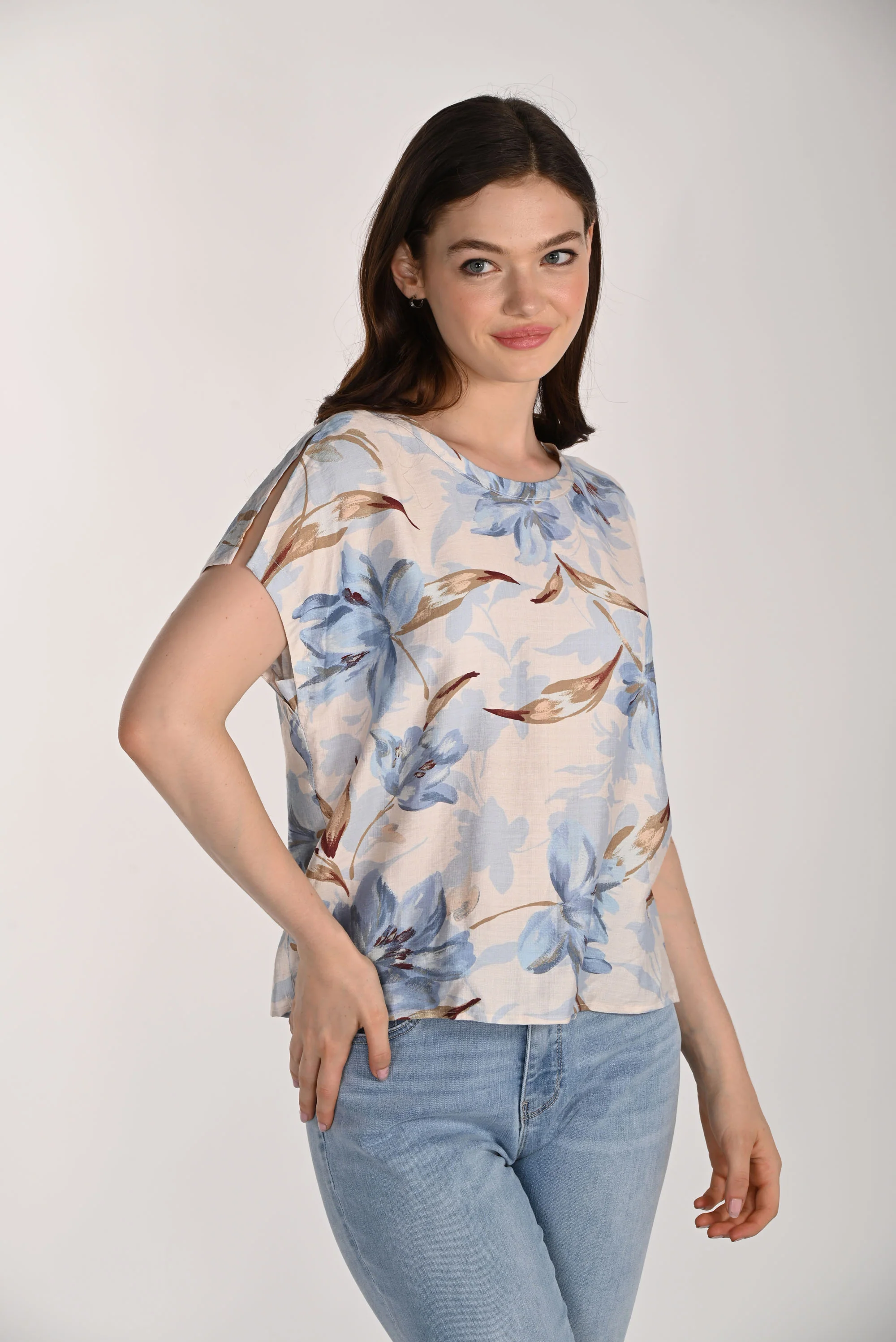 Frank Lyman Floral Crew Neck Top Style 261289 - Image 2