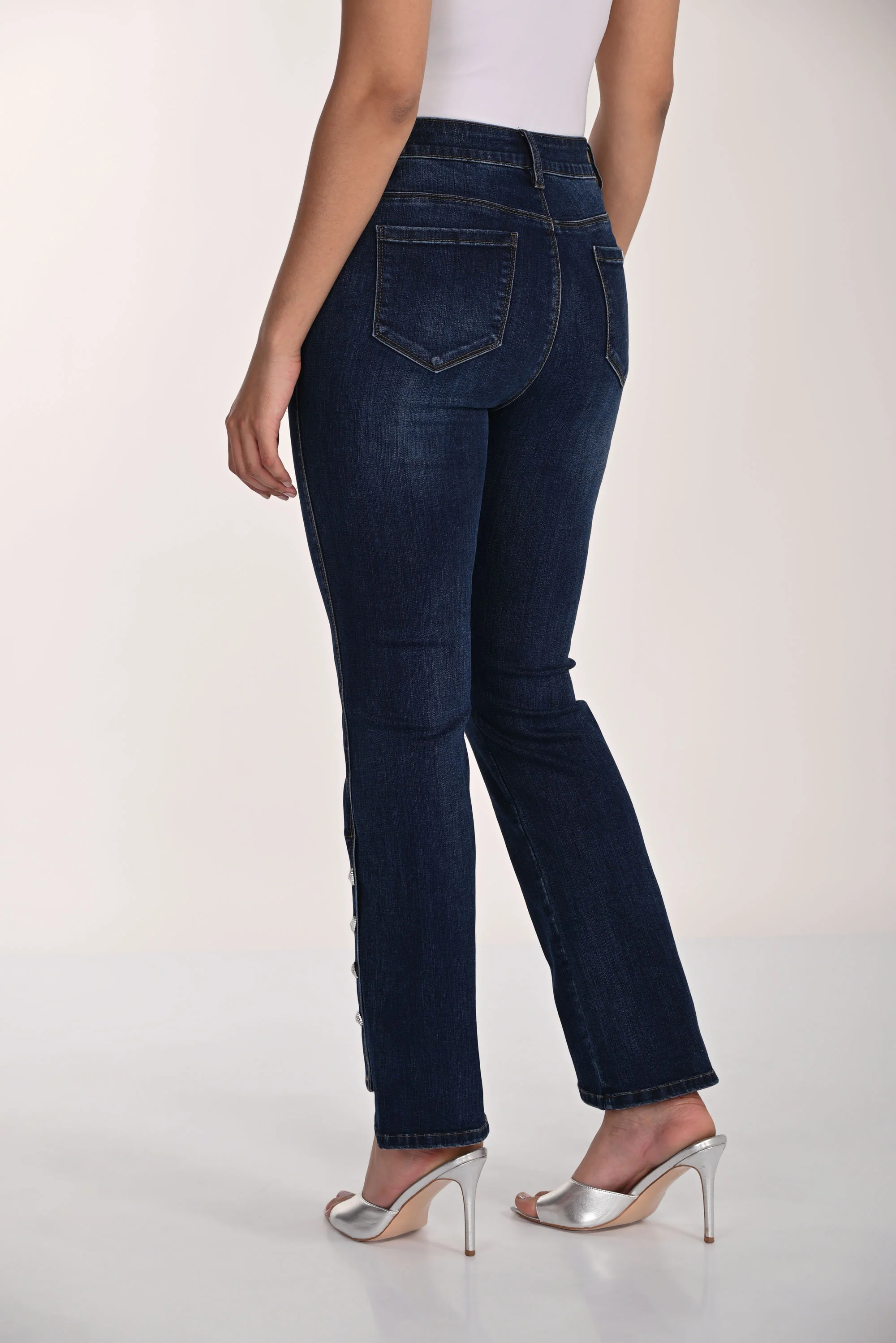 Frank Lyman High-waisted Slim Jeans Style 266508 - Image 6