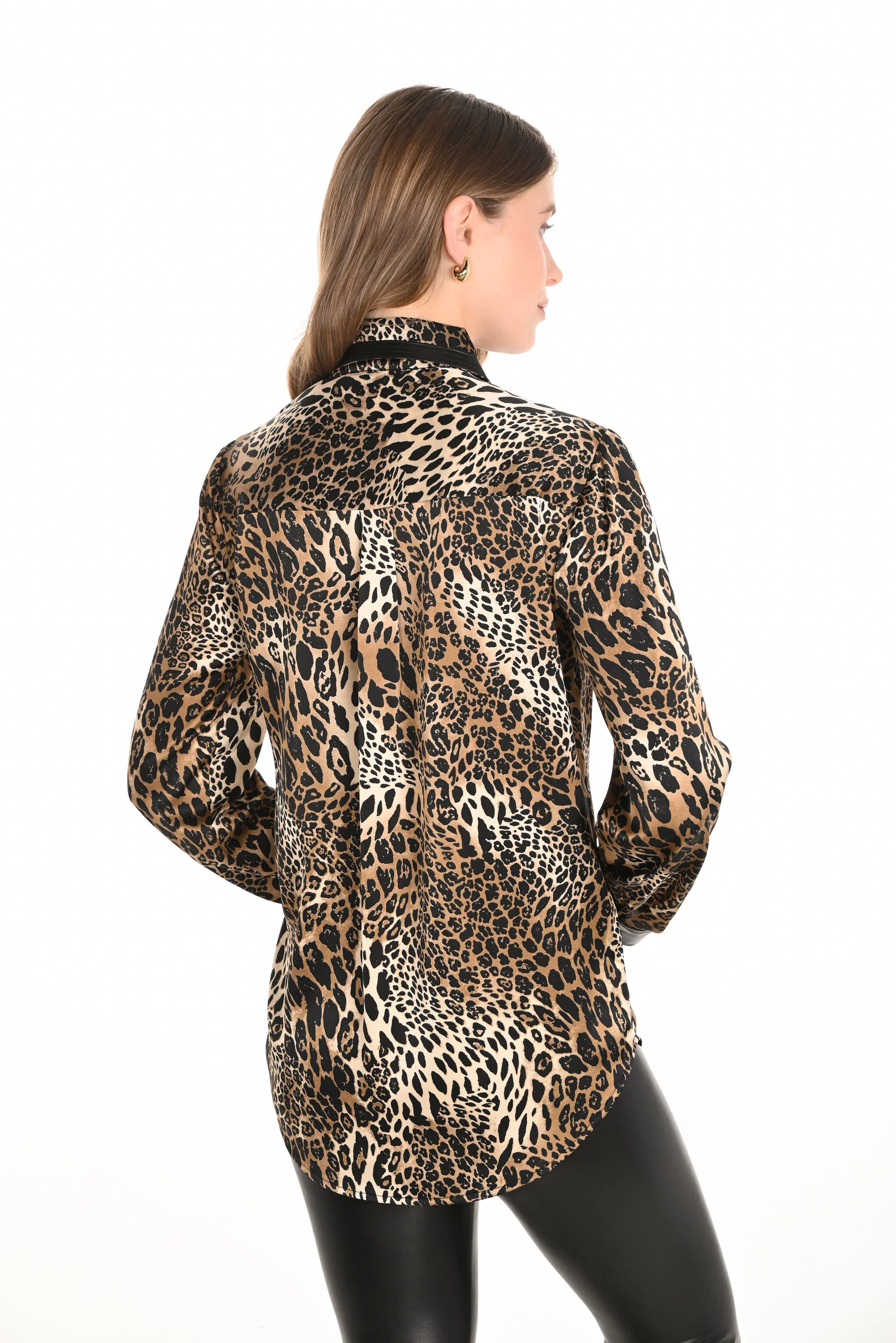 Frank Lyman Leopard Print Buttoned Blouse Style 253782 - Image 3