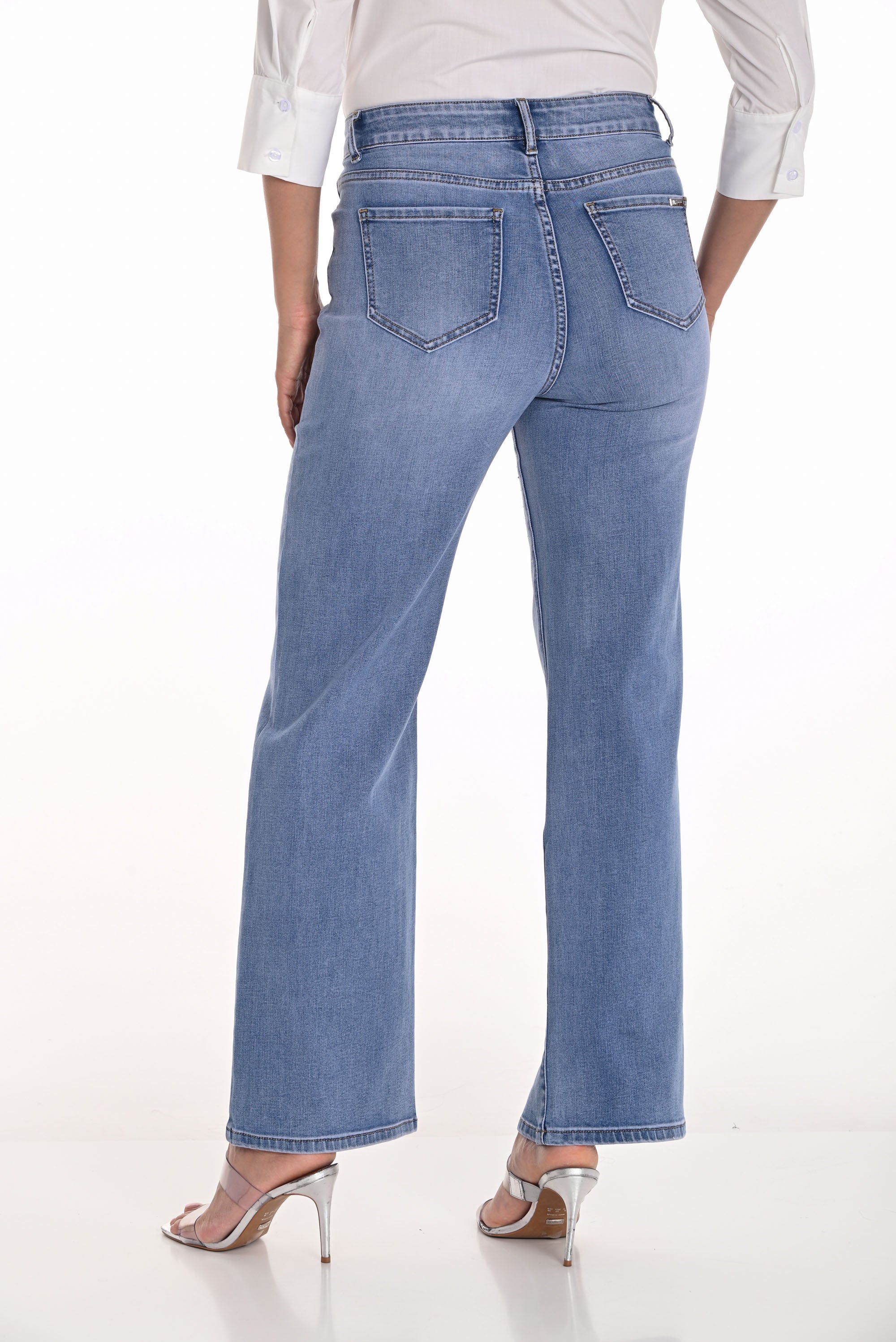 Frank Lyman Light Blue Denim Wide-Leg Jean Pants Style 251501 - Image 2