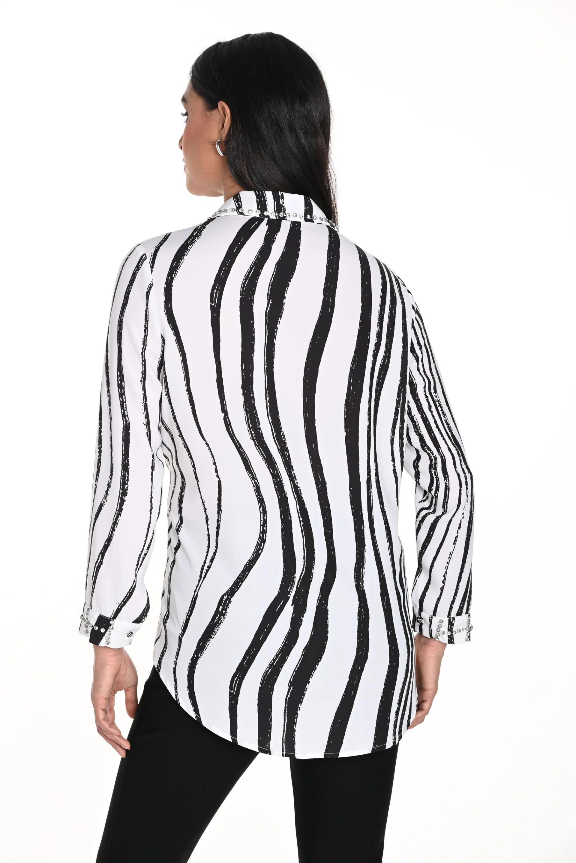 Frank Lyman Off-White/Black Abstract Print Blouse Style 243480U - Image 4