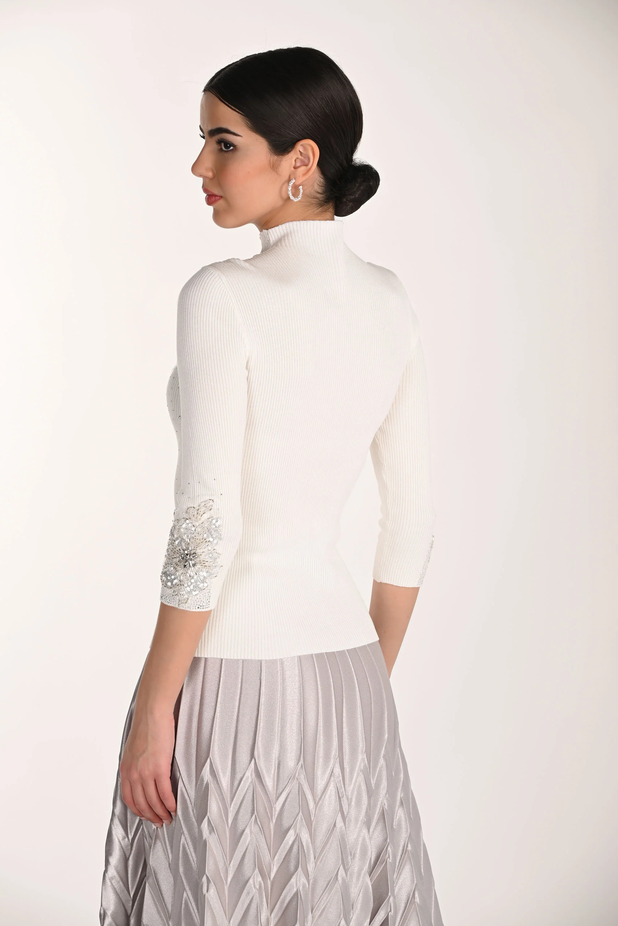 Frank Lyman Ribbed Sweater Knit Top with Floral Embroidery Style 268516 - Image 2