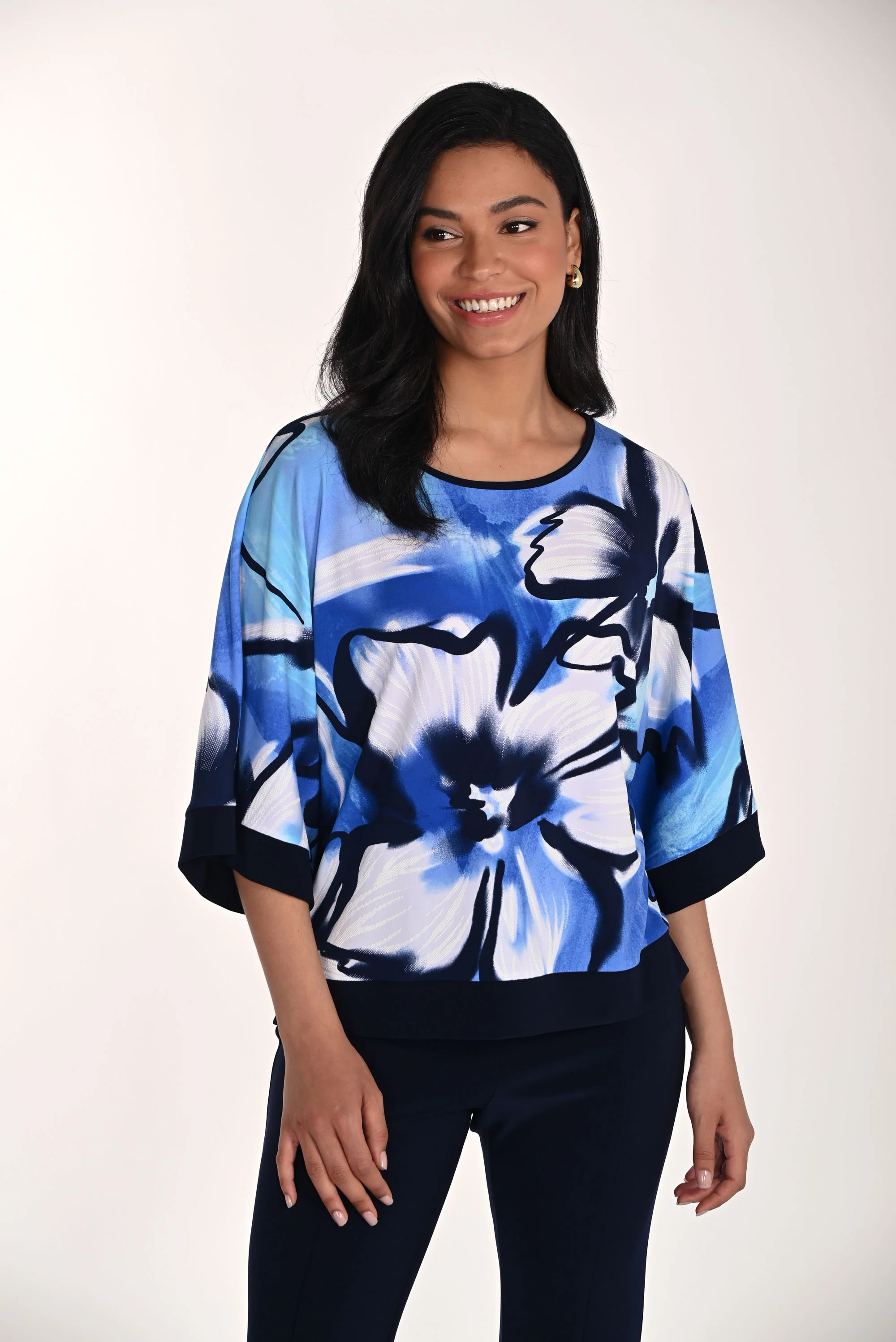 Frank Lyman Top with Floral Print 3/4 Dolman Sleeves Style 266348