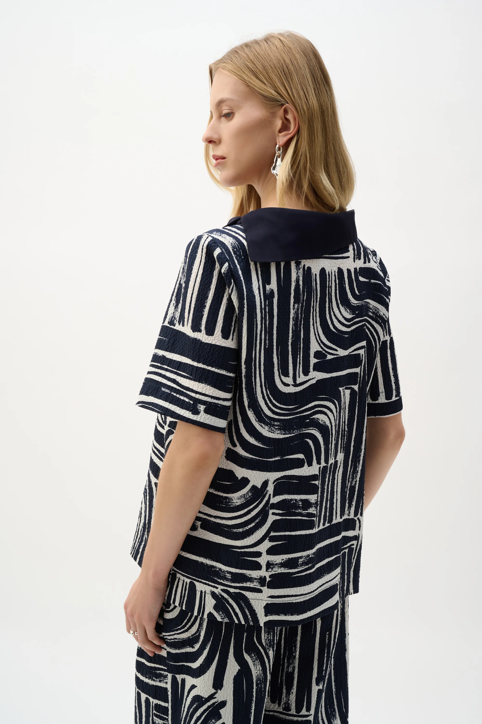 Joseph Ribkoff Abstract Print Straight Top Style 262162 - Image 3
