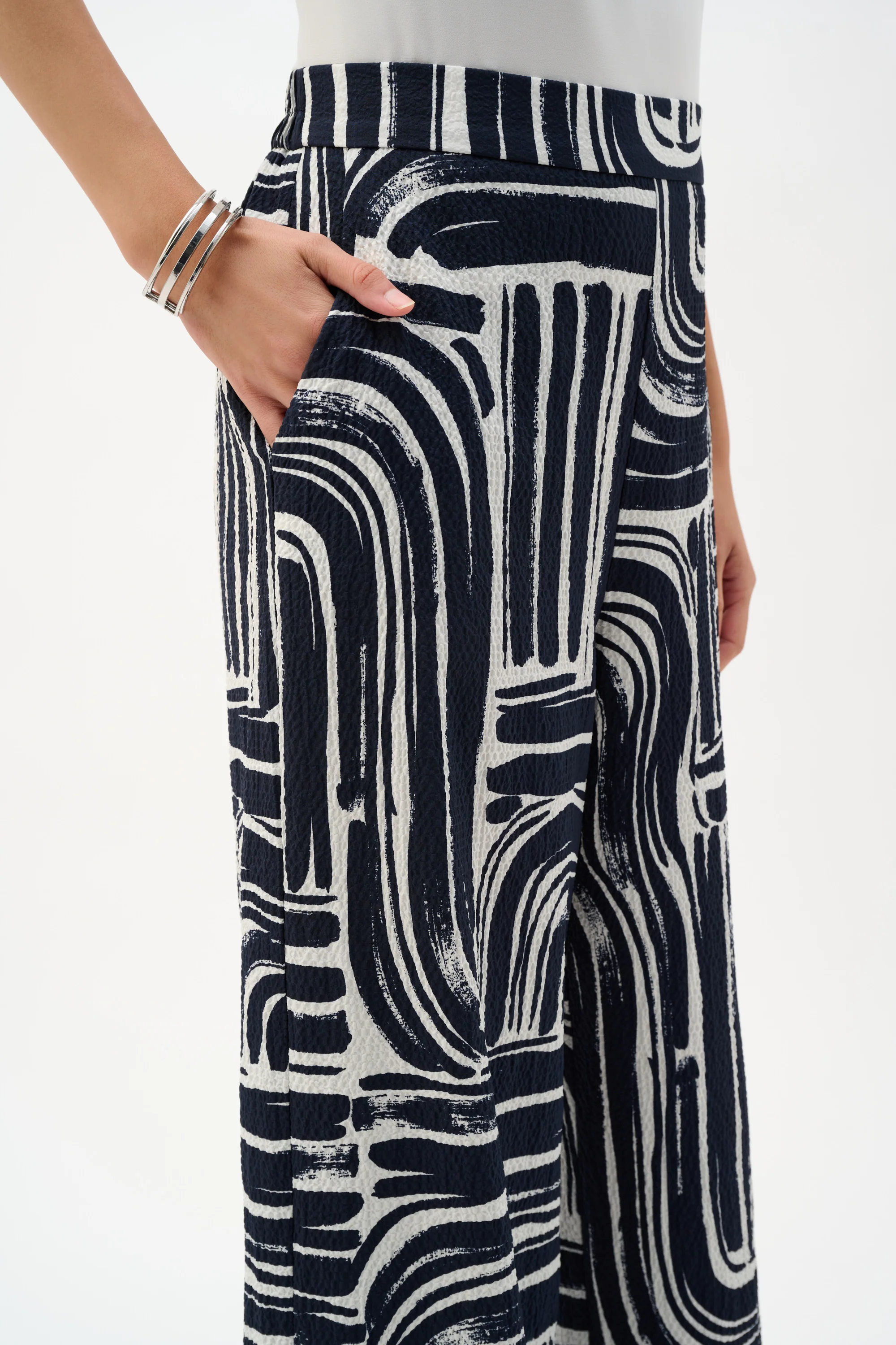 Joseph Ribkoff Abstract Print Wide Leg Pull-On Pants Style 262165 - Image 4
