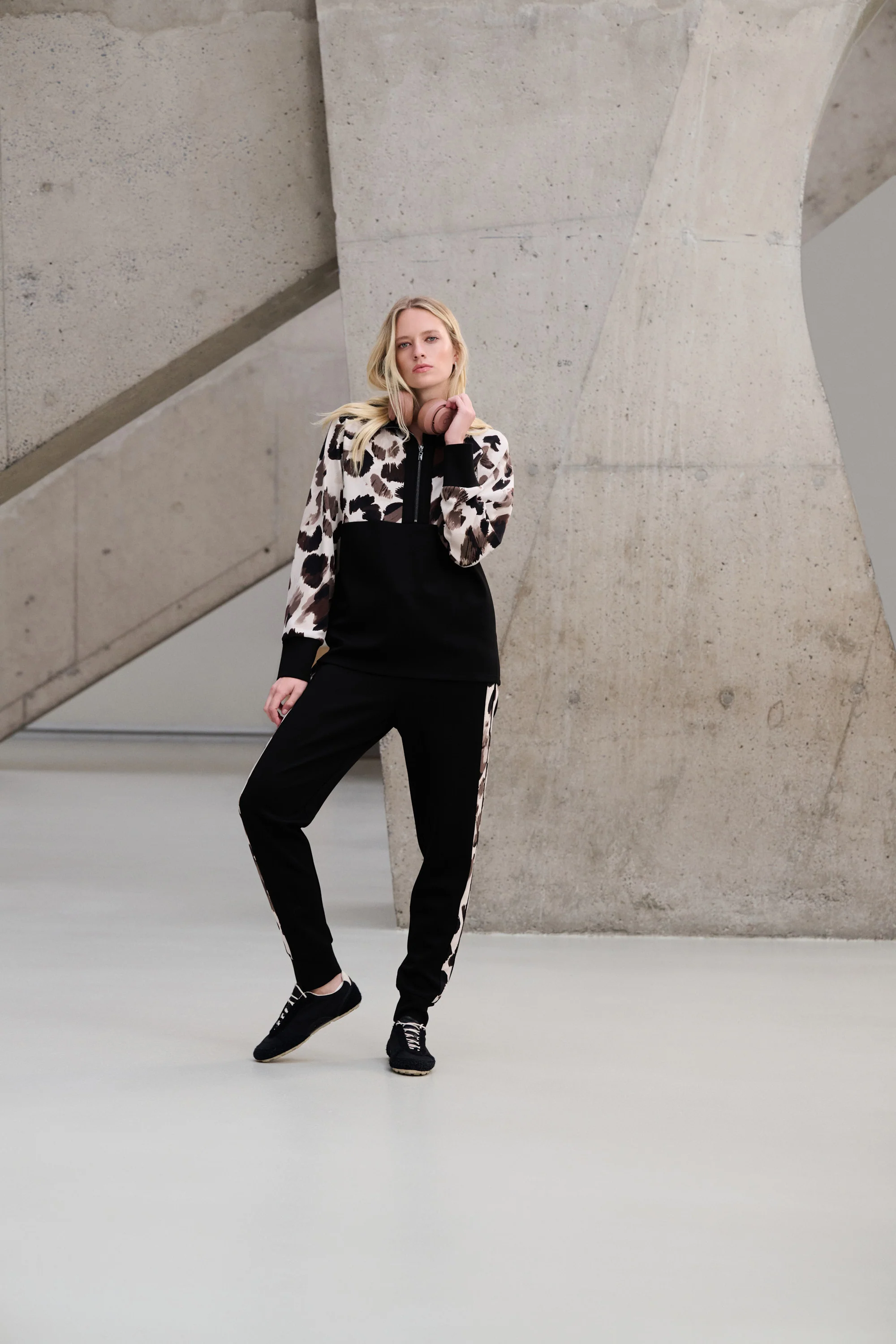 Joseph Ribkoff Animal trimmed Jogger Pants Style 263608 - Image 2