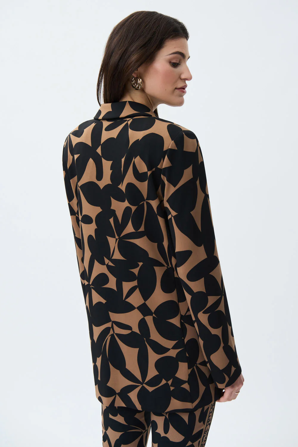 Joseph Ribkoff Black/Beige Blazer Style 231279 - Image 2