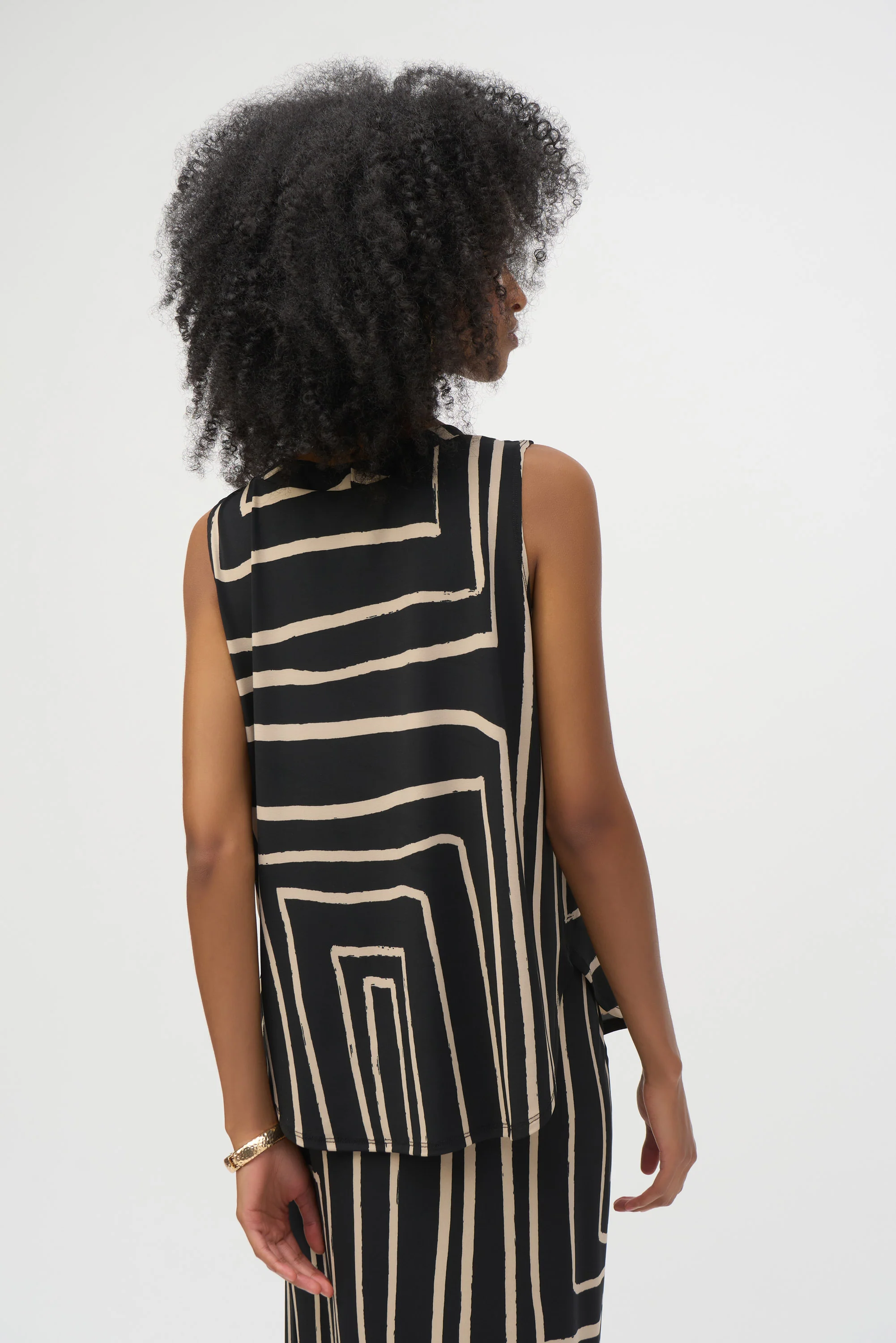 Joseph Ribkoff Black/Beige Silky Knit Geometric Print Sleeveless Top Style 252113 - Image 4