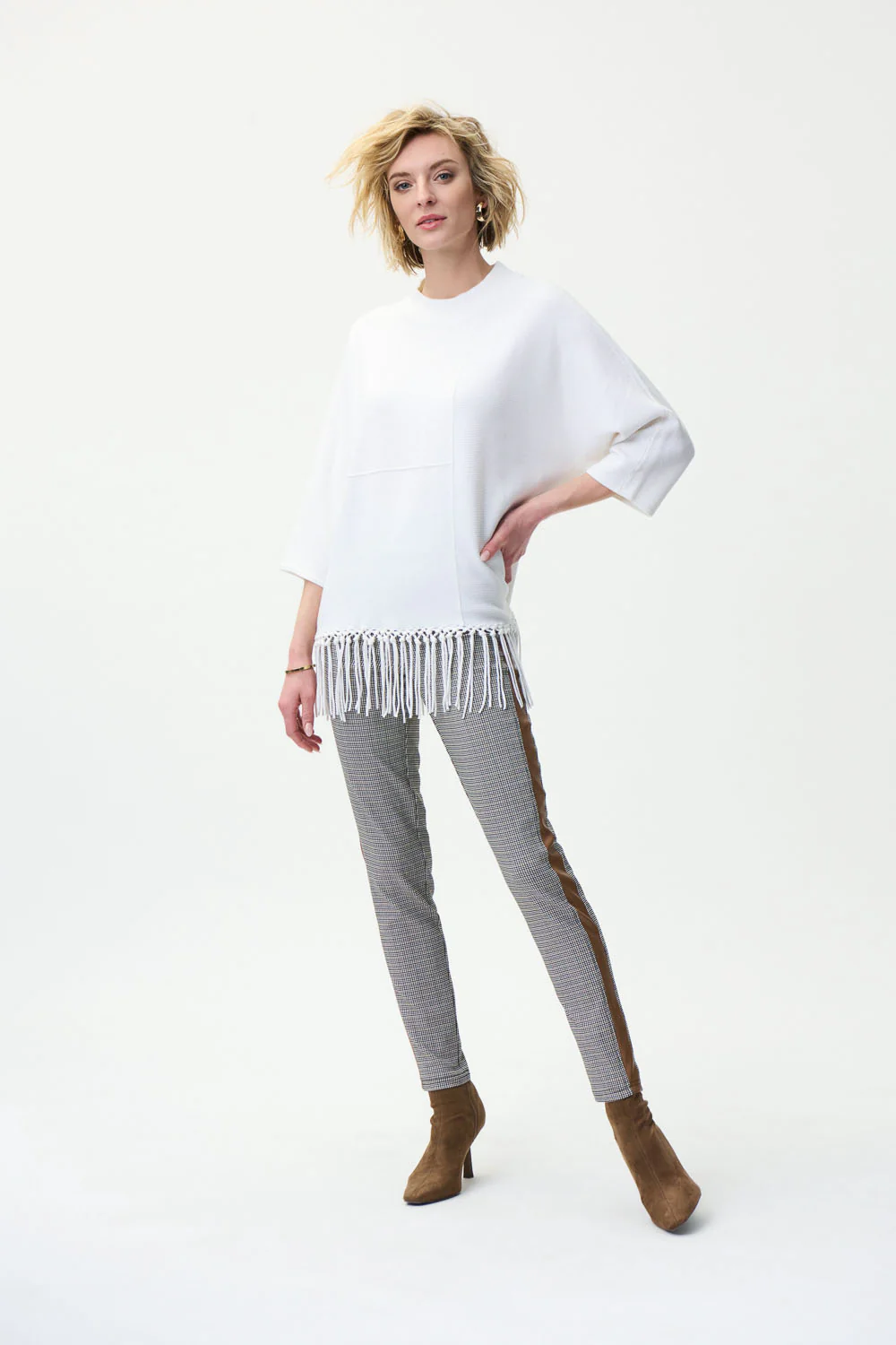 Joseph Ribkoff Black/Beige/White Jacquard Leatherette Pants Style 224074 - Image 4