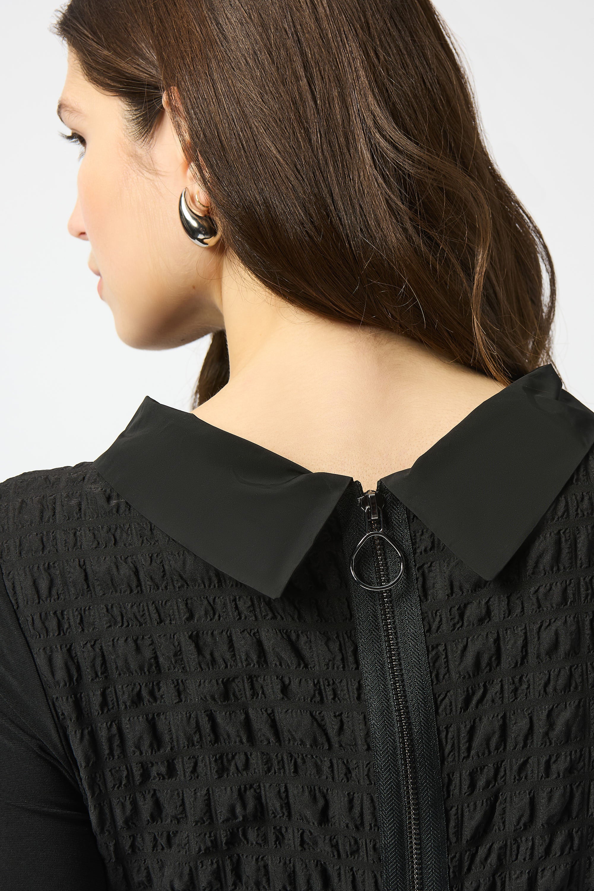 Joseph Ribkoff Black Bubble Jacquard & Silky Knit Cocoon Dress Style 253085 - Image 4