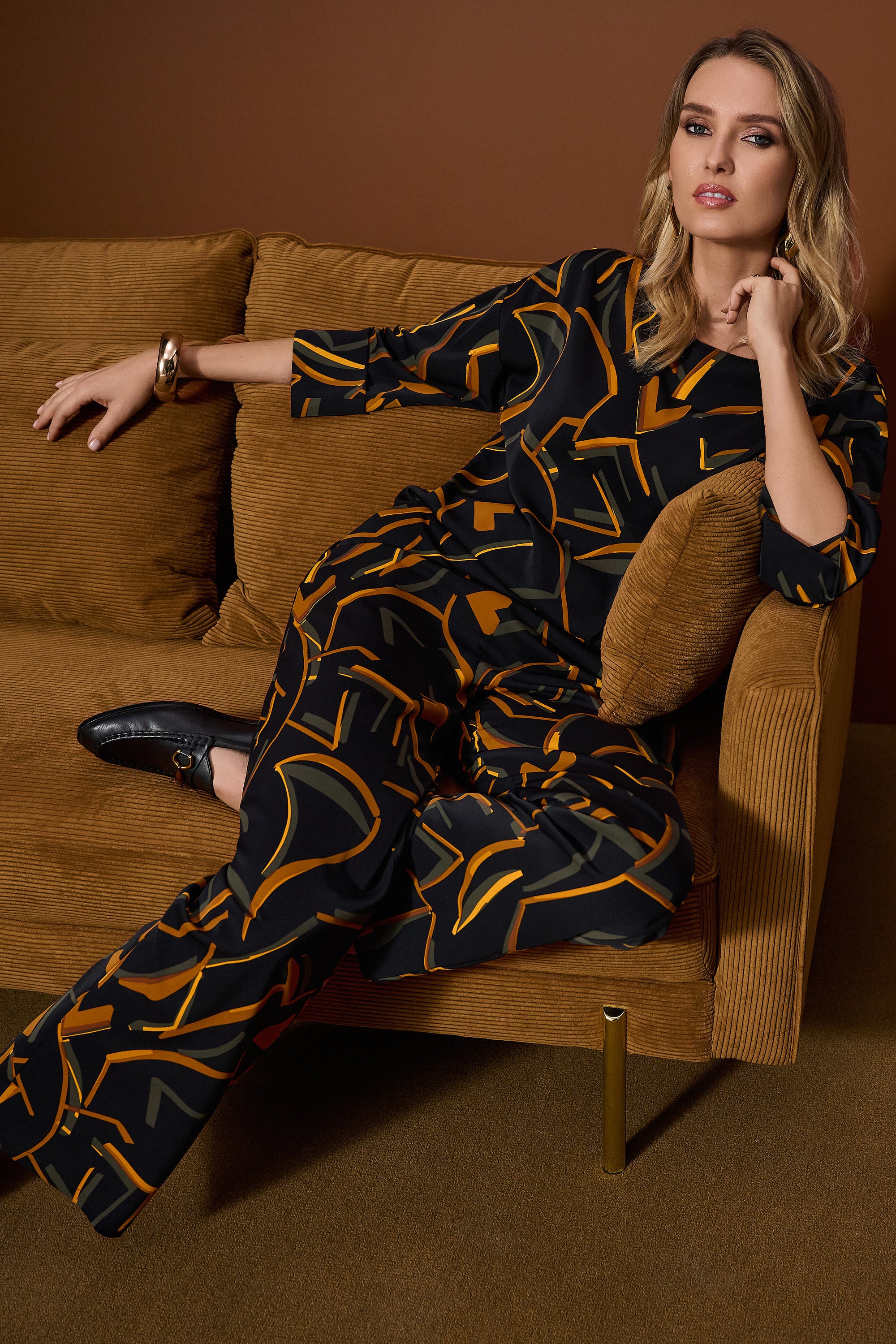 Joseph Ribkoff Black/Multi Woven Geometric Print Wide-Leg Pants Style 253239 - Image 2