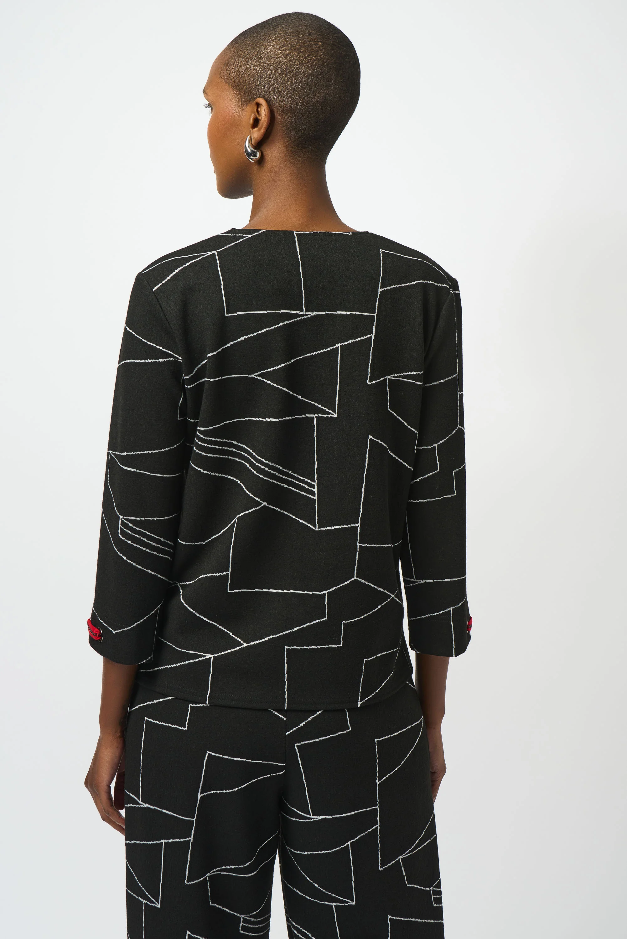 Joseph Ribkoff Black/Off-White Abstract Print Boxy Top Style 253079 - Image 4