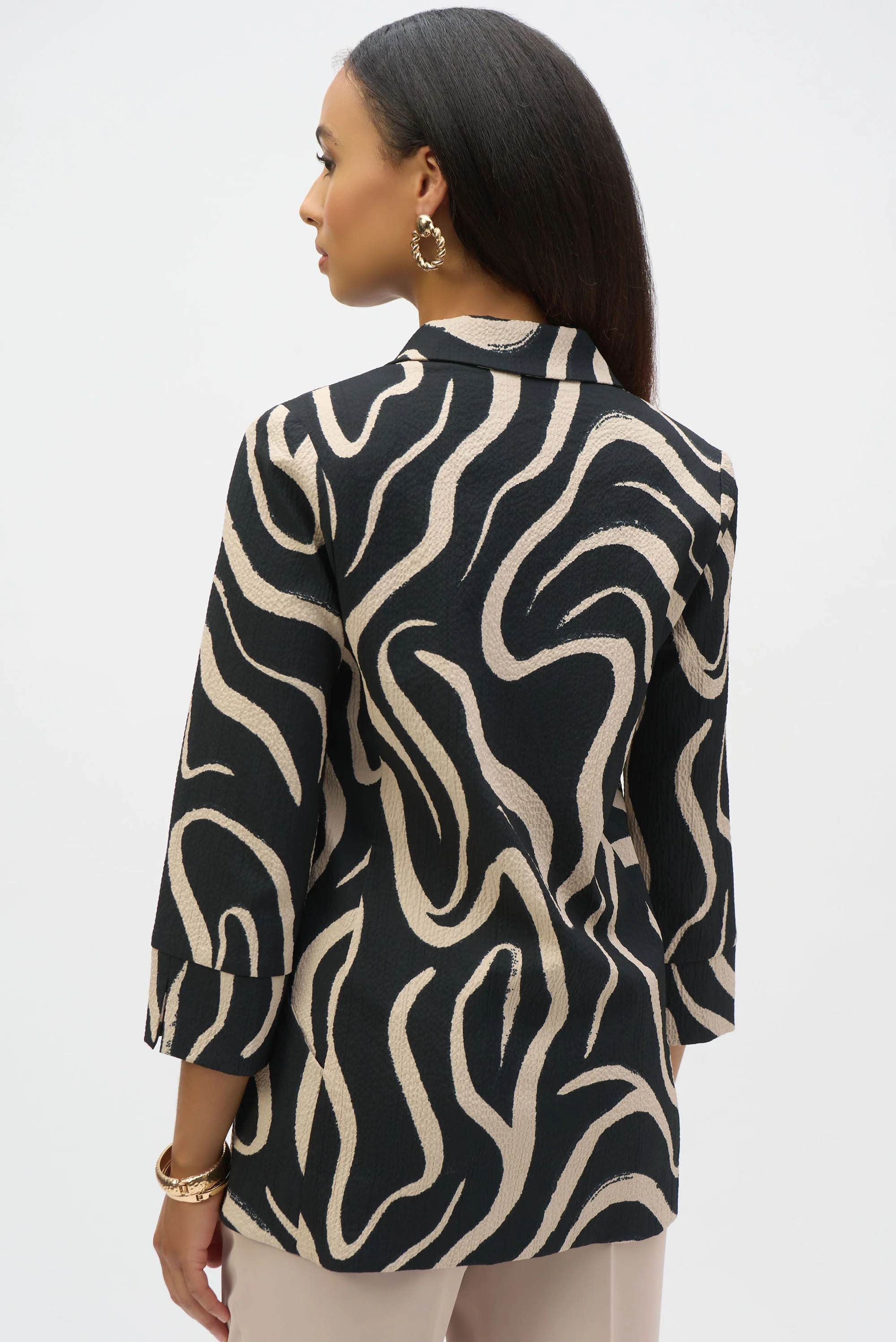 Joseph Ribkoff Black/Parchment Abstract Print Straight Blazer Style 252152 - Image 4