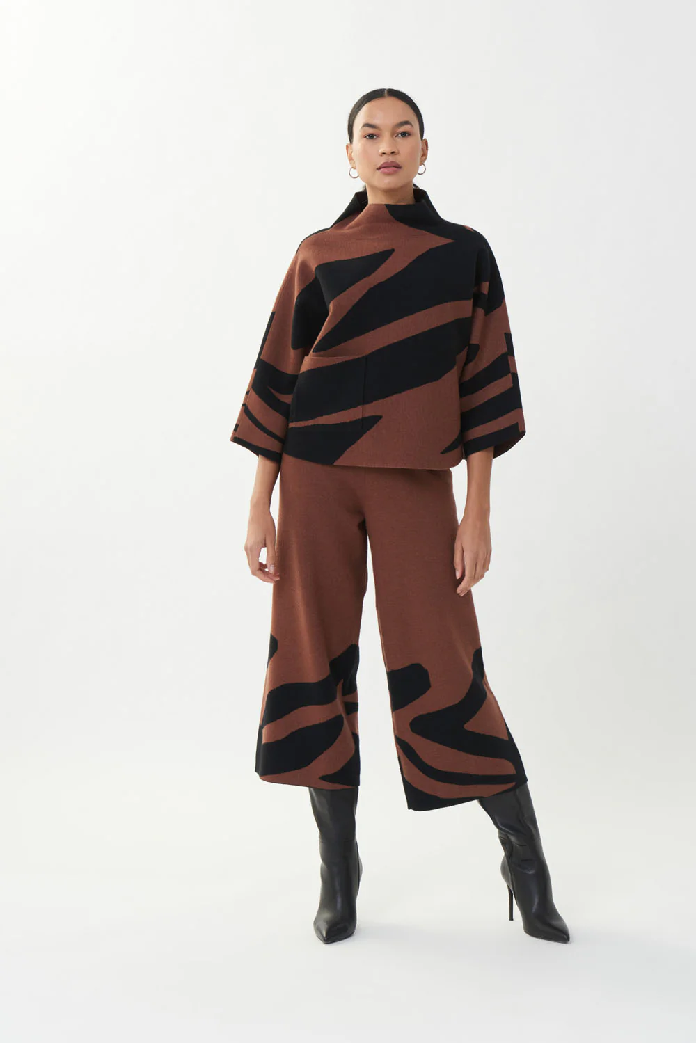 Joseph Ribkoff Black/Toffee Animal Jacquard Pant Style 223949