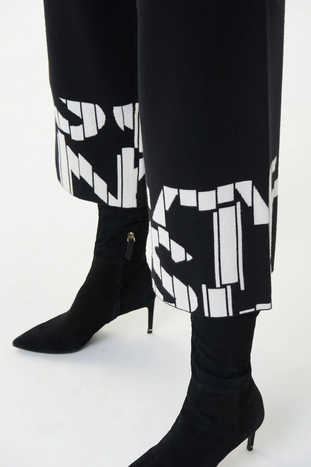 Joseph Ribkoff Black/Vanilla Wording Jacquard Pant Style 223950 - Image 3