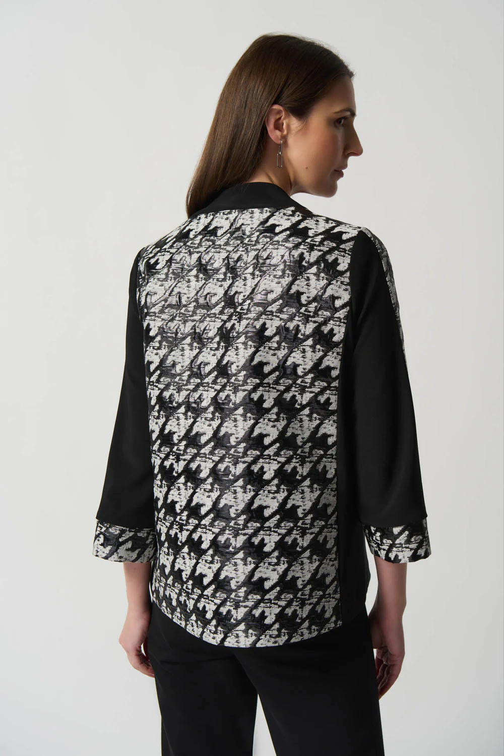 Joseph Ribkoff Black/White Colour-Block Jacket Style 233157 - Image 3