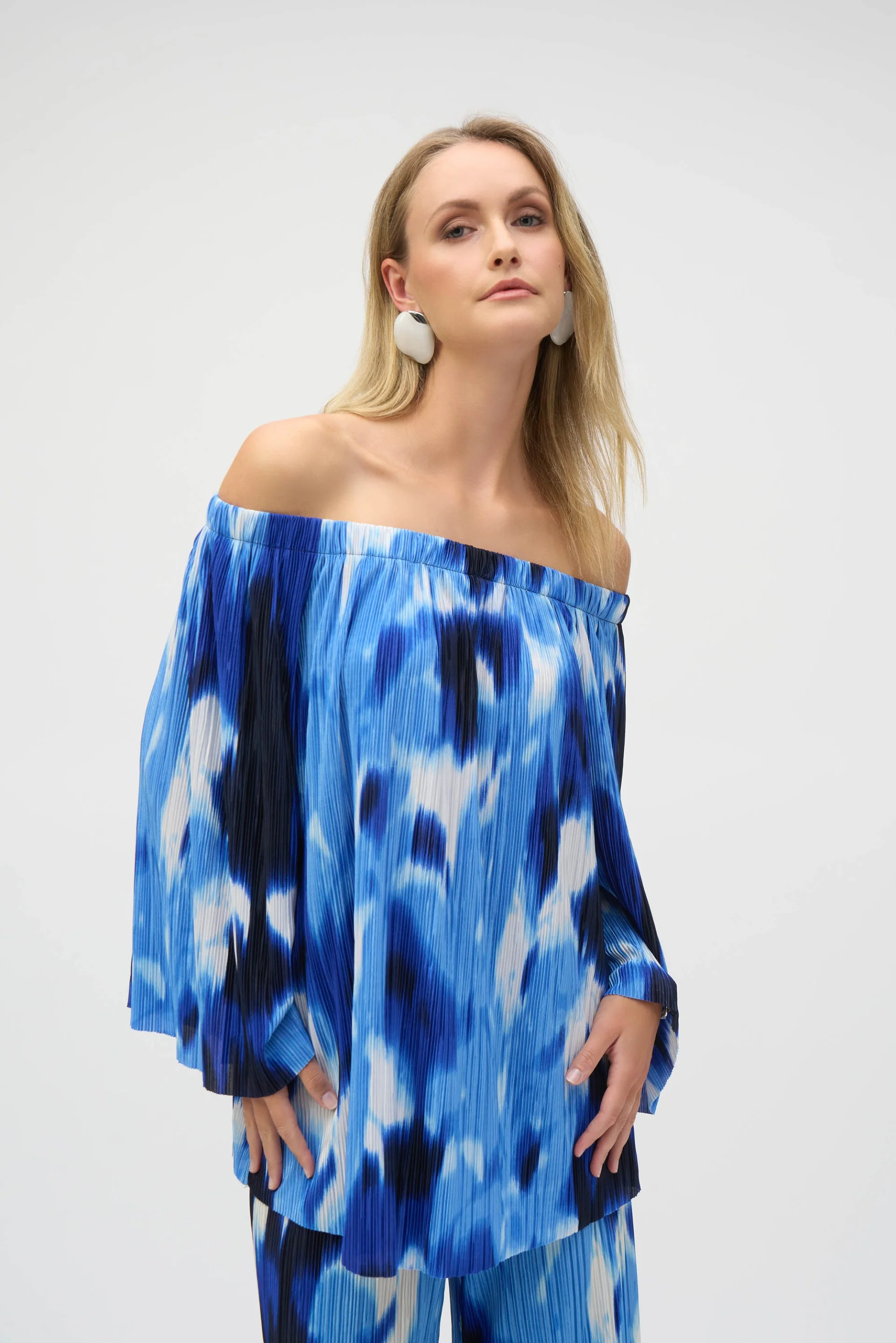 Joseph Ribkoff Blue/Vanilla Pleated Novelty Tropical Print Off-Shoulder Top Style 252227 - Image 3