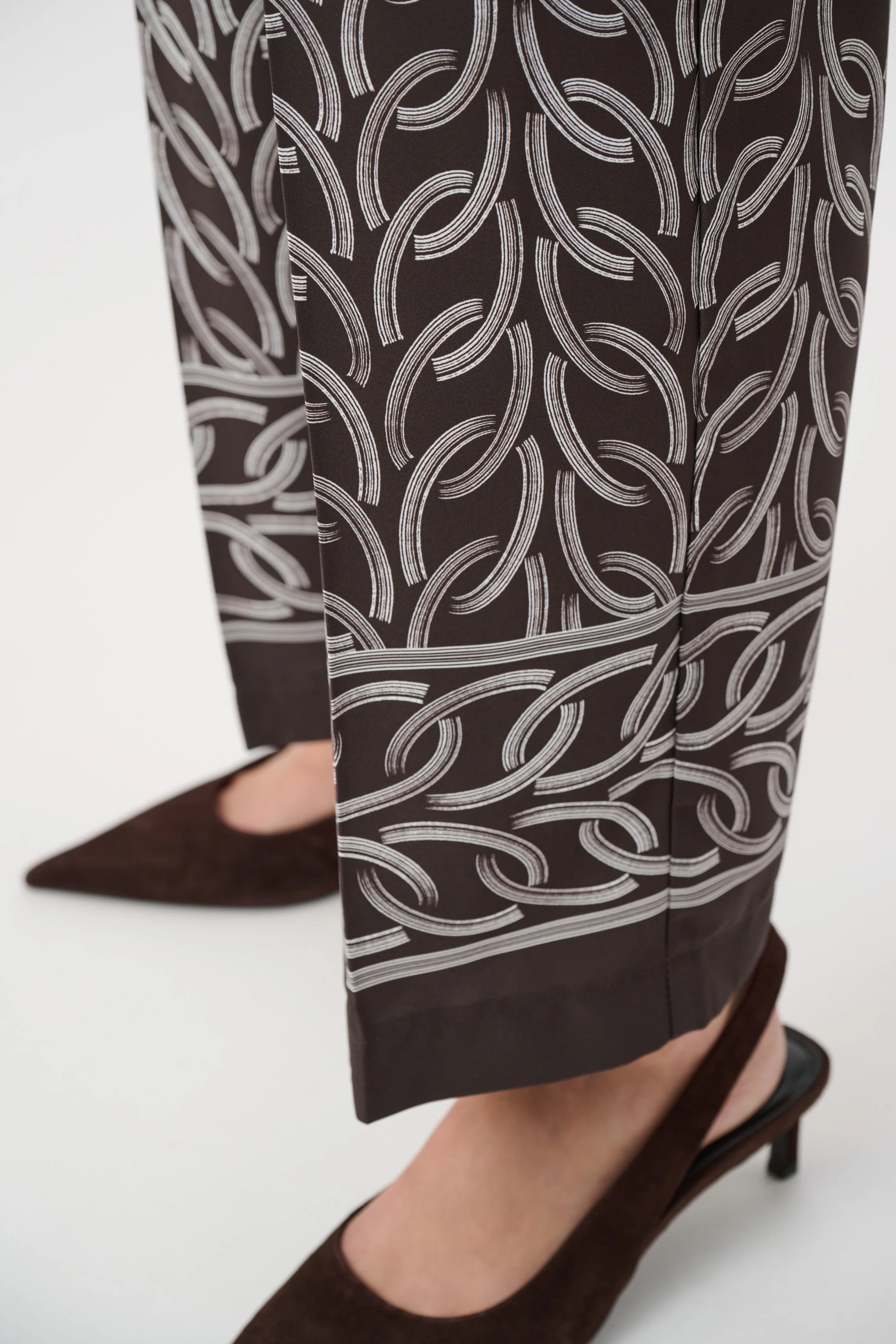Joseph Ribkoff Chain Print Pull-On Pants Style 263058 - Image 4