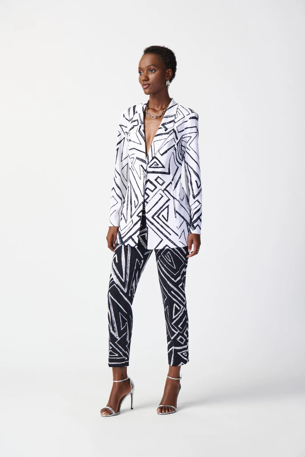 Joseph Ribkoff Cropped Pull-On Pants Style 241271 - Image 8