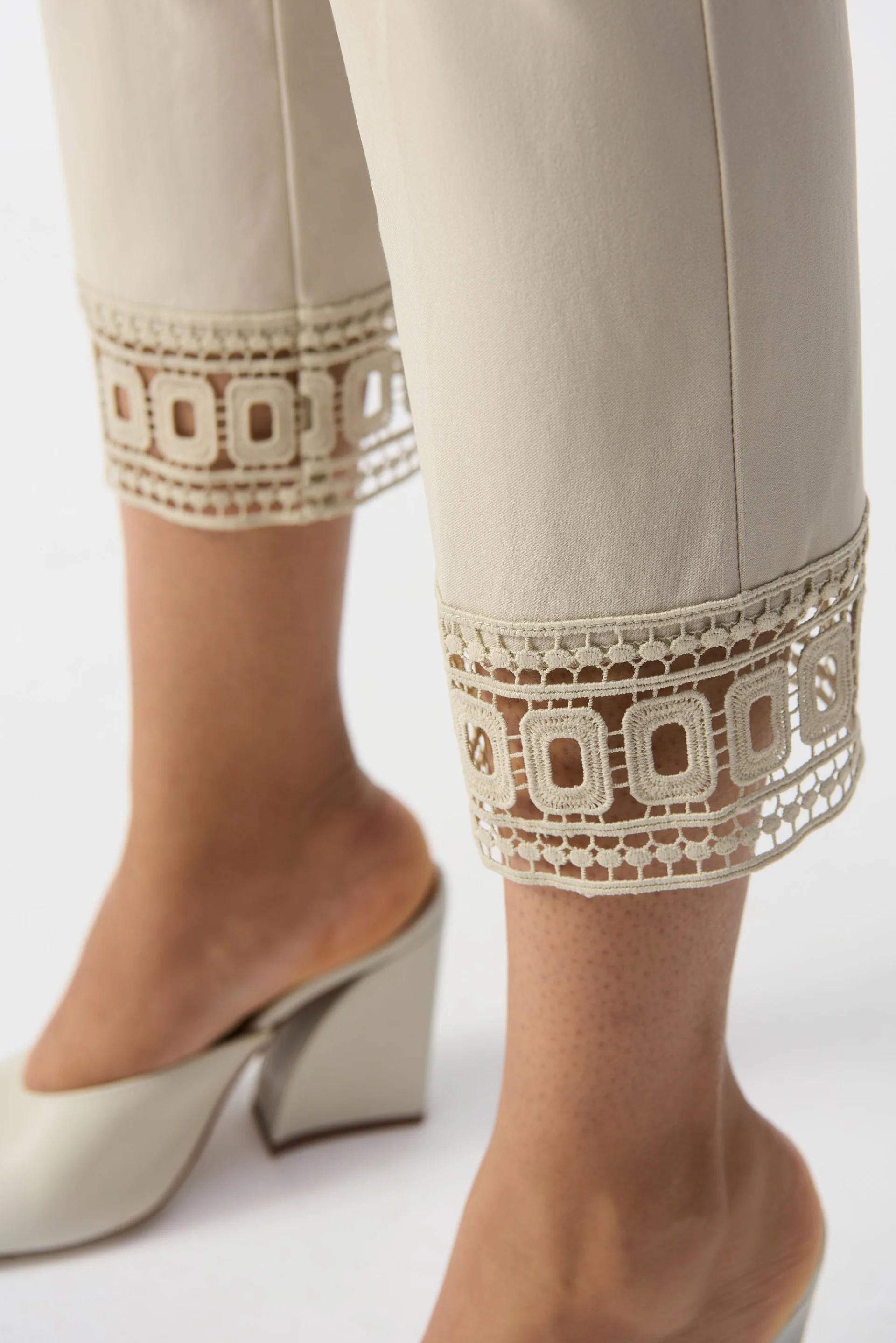 Joseph Ribkoff Cropped Pull-On Pants Style 251053 - Image 3