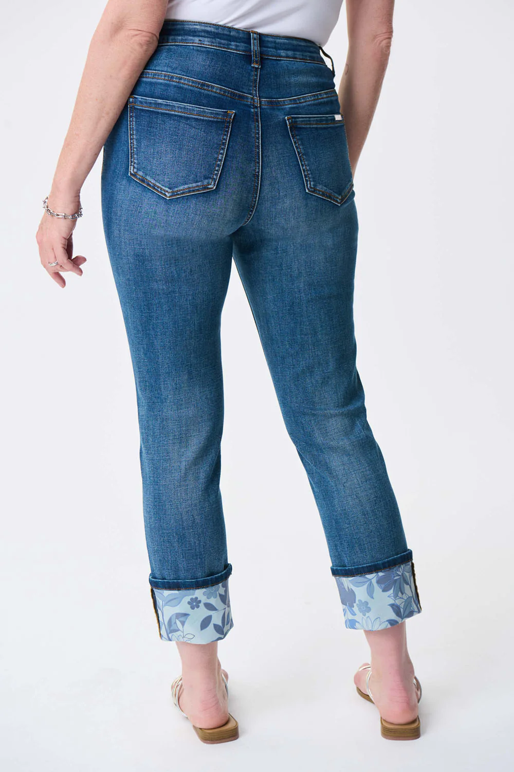 Joseph Ribkoff Denim Medium Blue Floral Print Cropped Jeans Style 231928 - Image 2