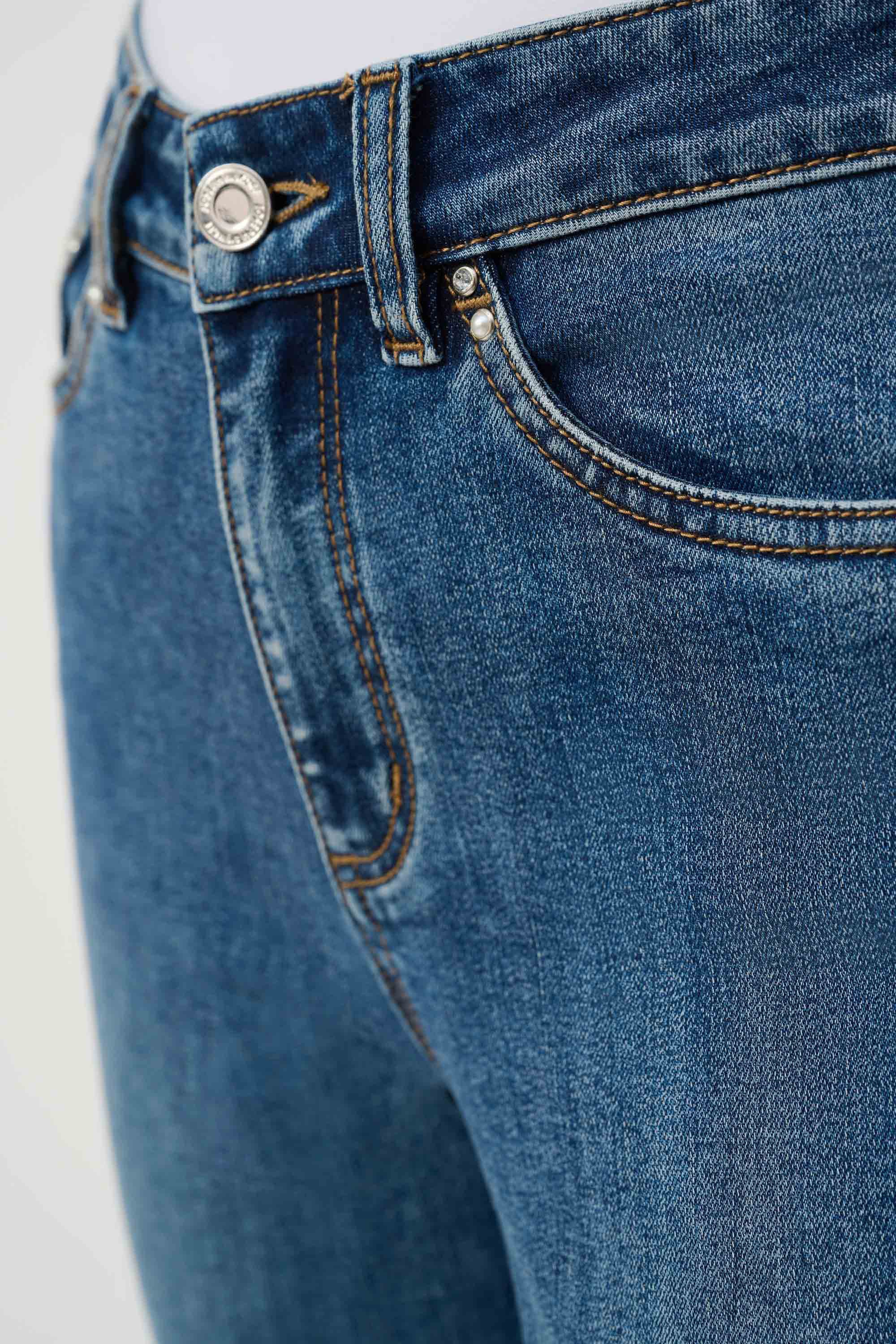 Joseph Ribkoff Slim Fit Cropped Jeans With Rolled Hem Style 213942S25 - Image 5