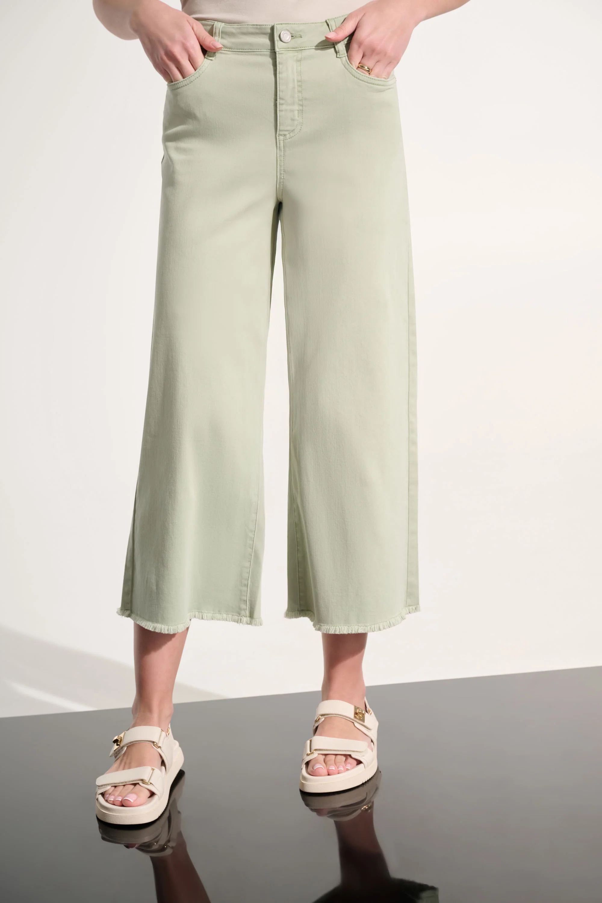 Joseph Ribkoff Featherweave Denim Wide Leg Cropped Jeans Style 262918 - Image 6