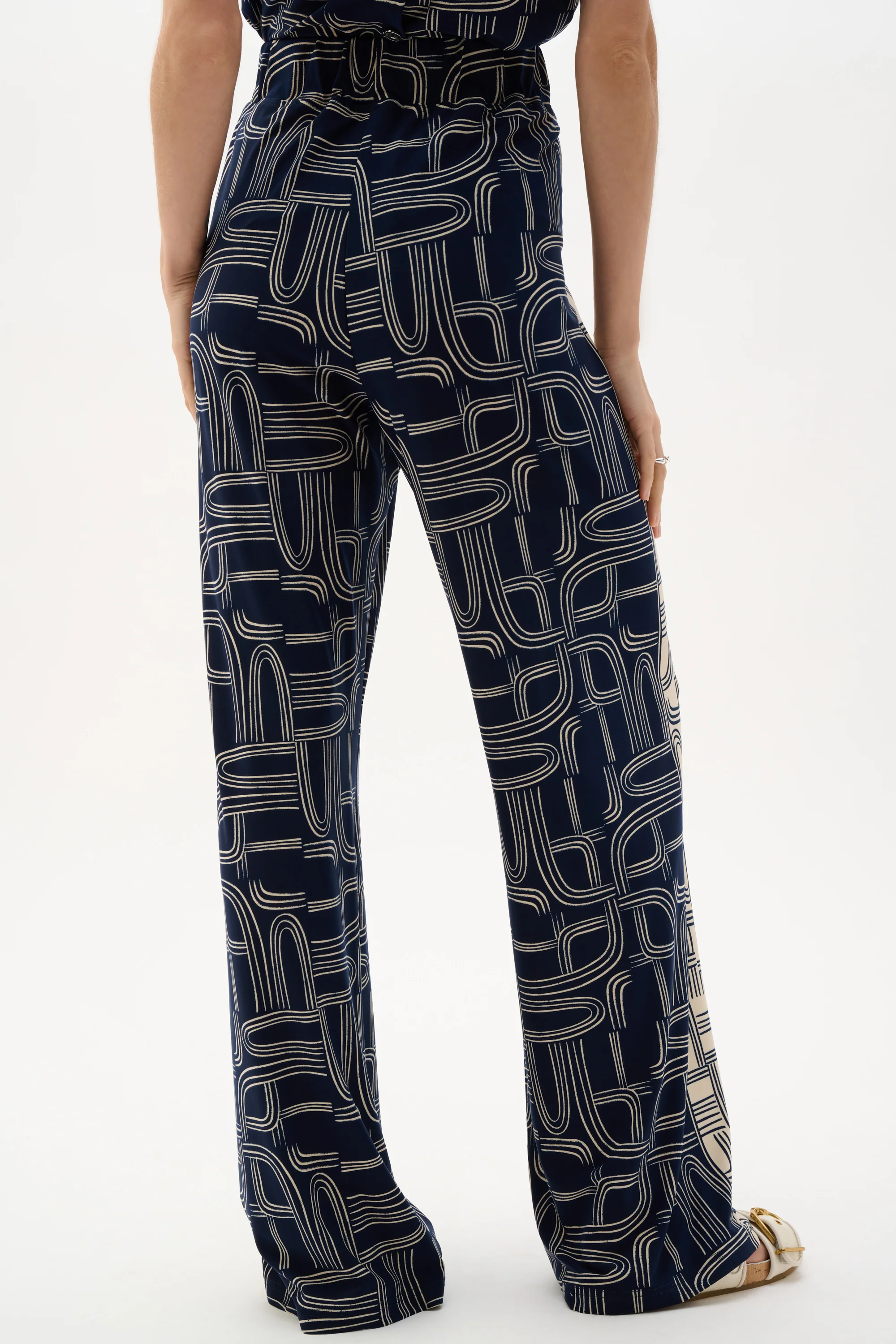Joseph Ribkoff Geometric Print Wide Leg Pull-On Pants Style 262106 - Image 5