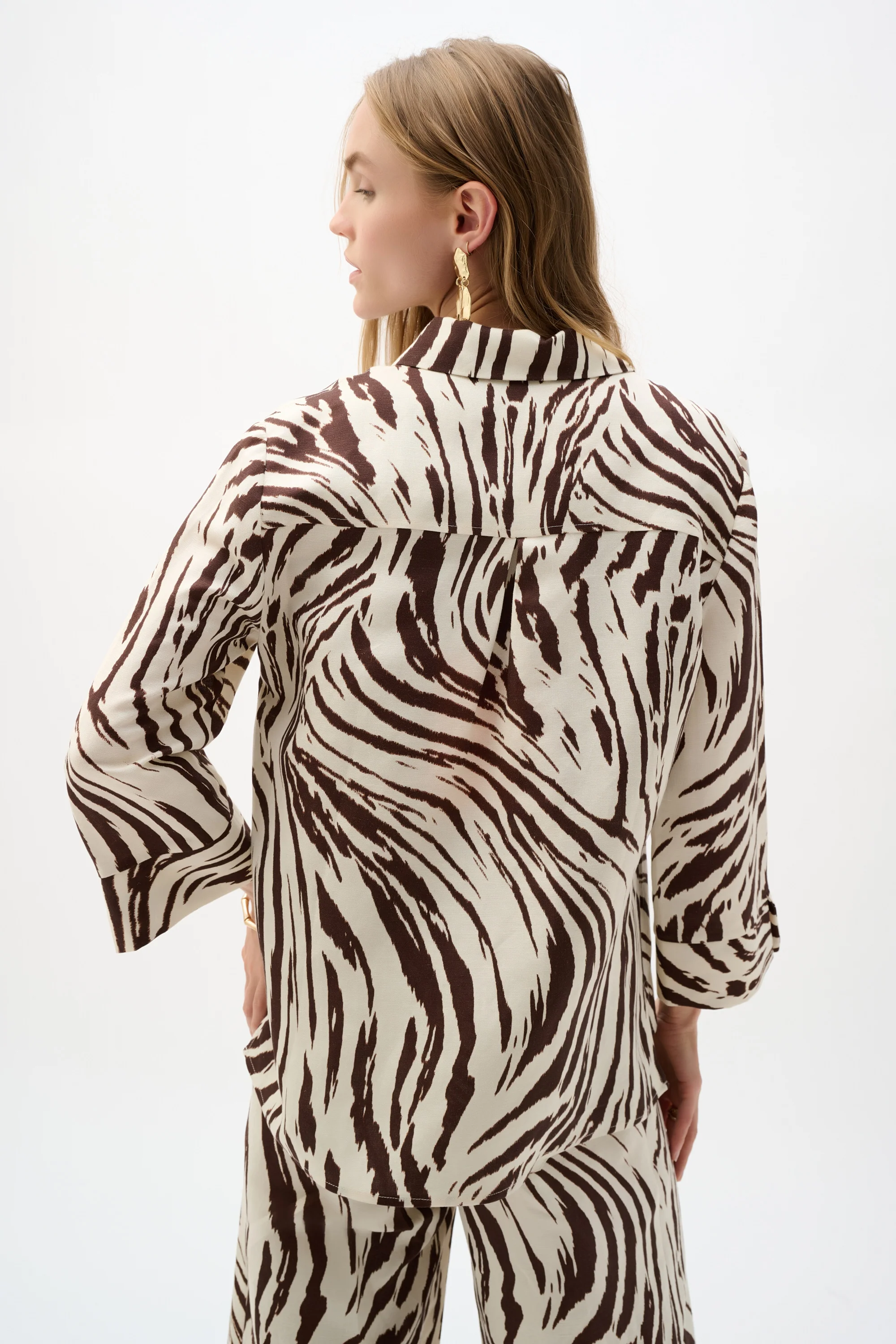 Joseph Ribkoff Linen Blend Animal Print A-Line Blouse Style 262943 - Image 7