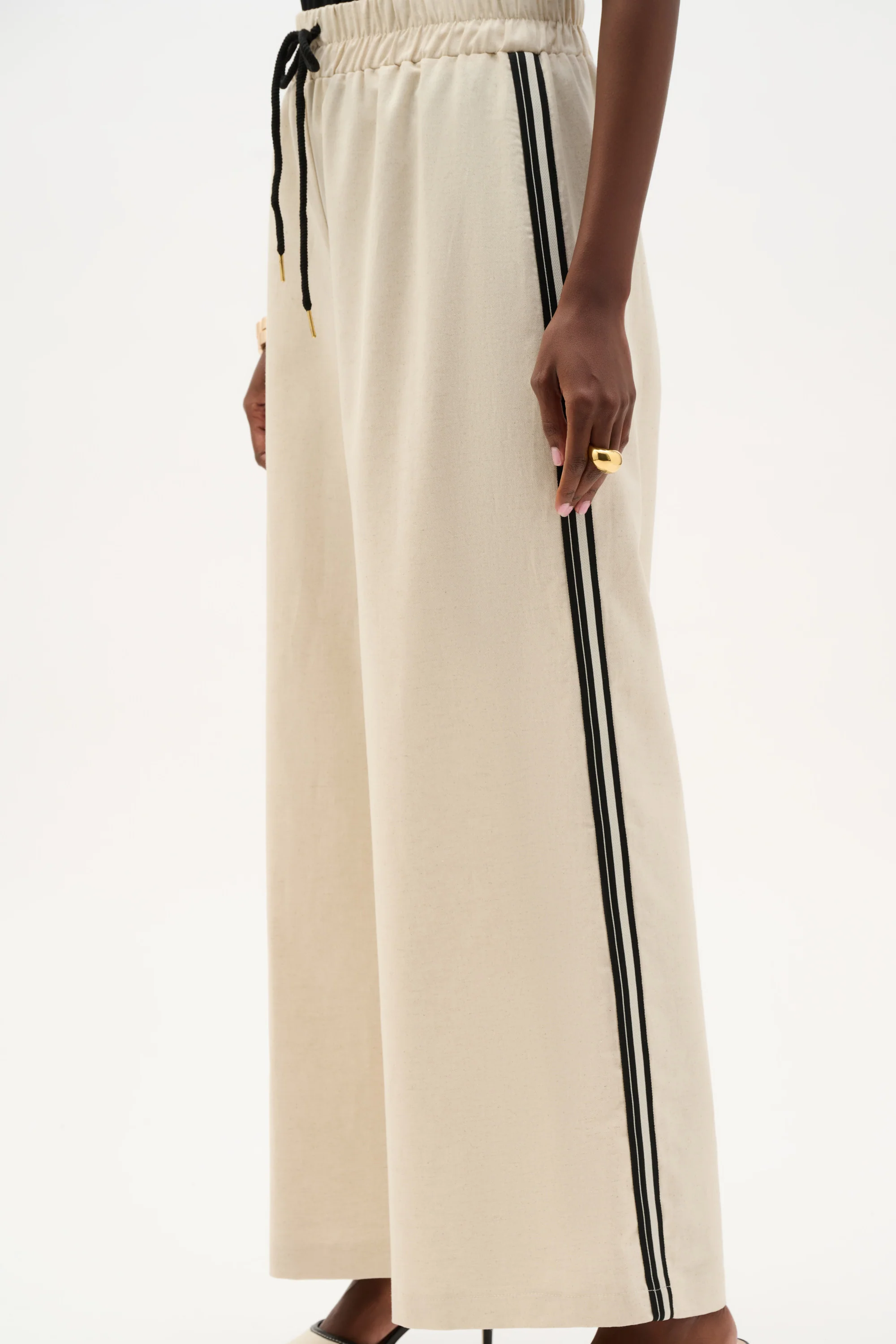 Joseph Ribkoff Linen Wide Leg Pull-On Pants With Side Stripe Style 262099 - Image 4