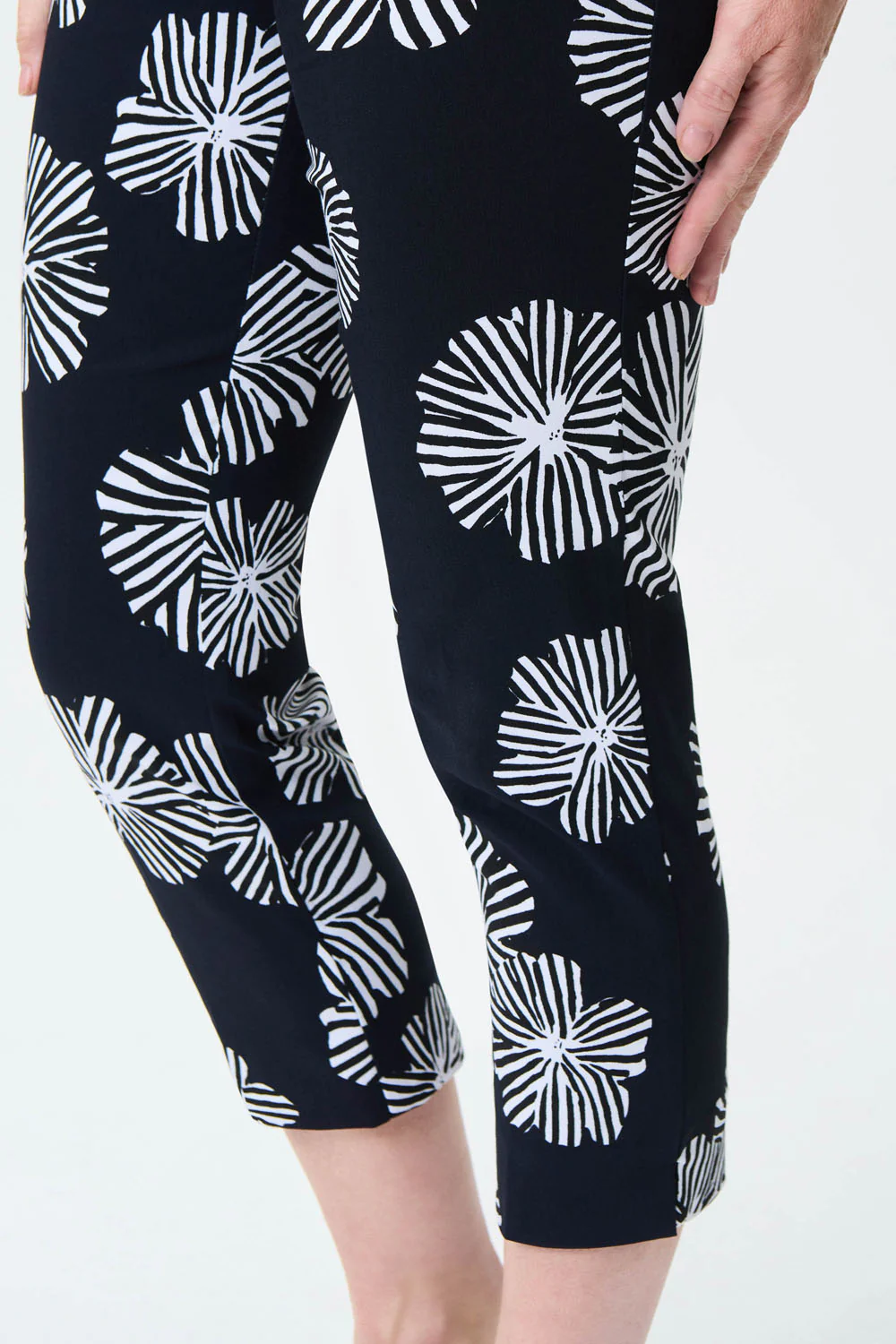 Joseph Ribkoff Midnight Blue/Multi Capri Pants Style 231274 - Image 2