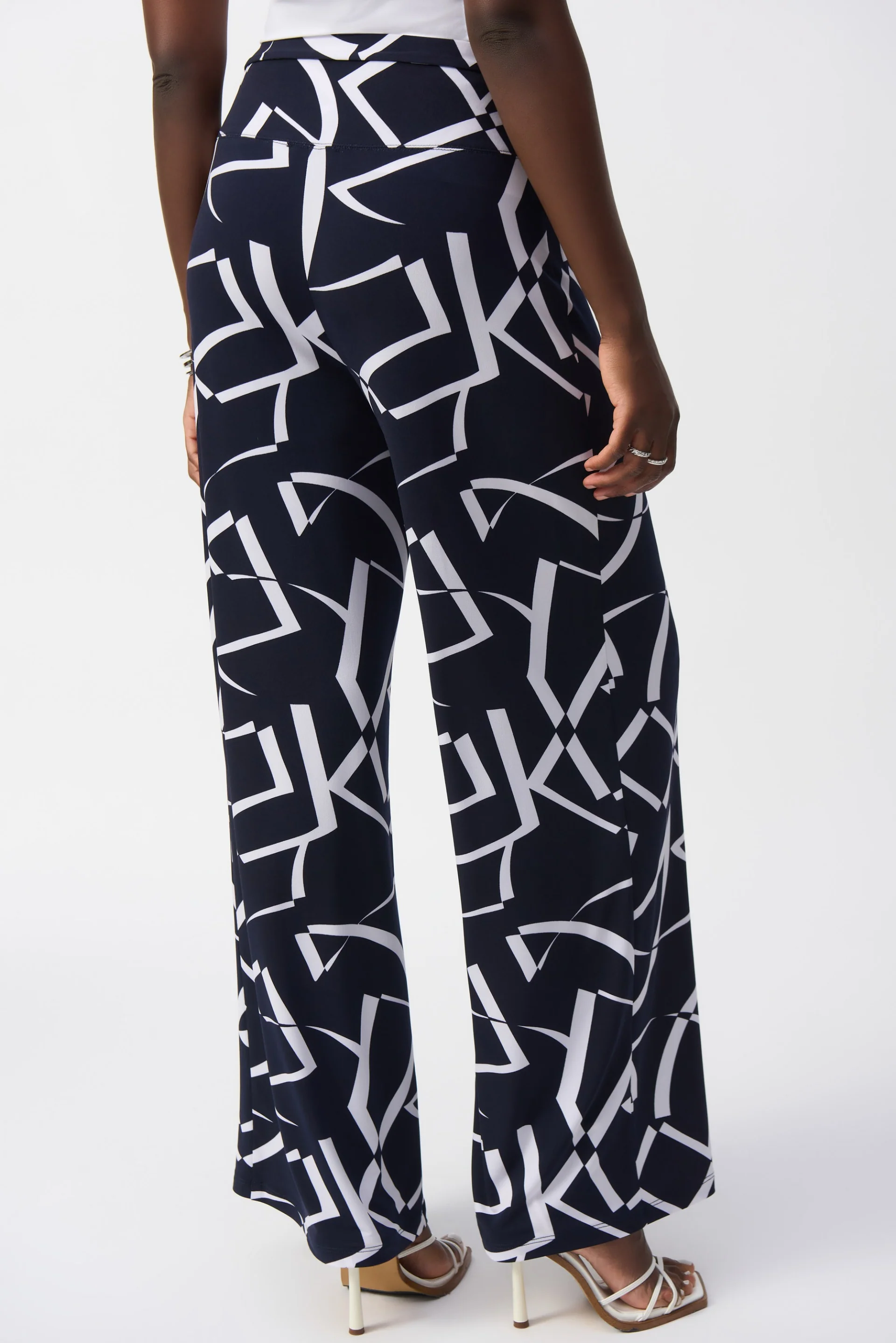 Joseph Ribkoff Midnight Blue/Vanilla Geometric Print Wide Leg Pants Style 251216 - Image 3