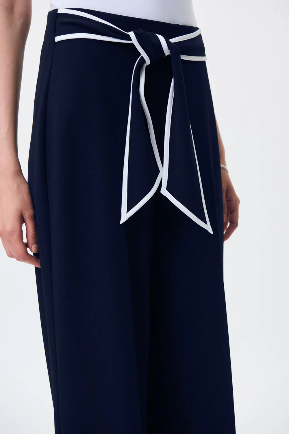 Joseph Ribkoff Midnight Blue/Vanilla Pants Style 231248 - Image 3