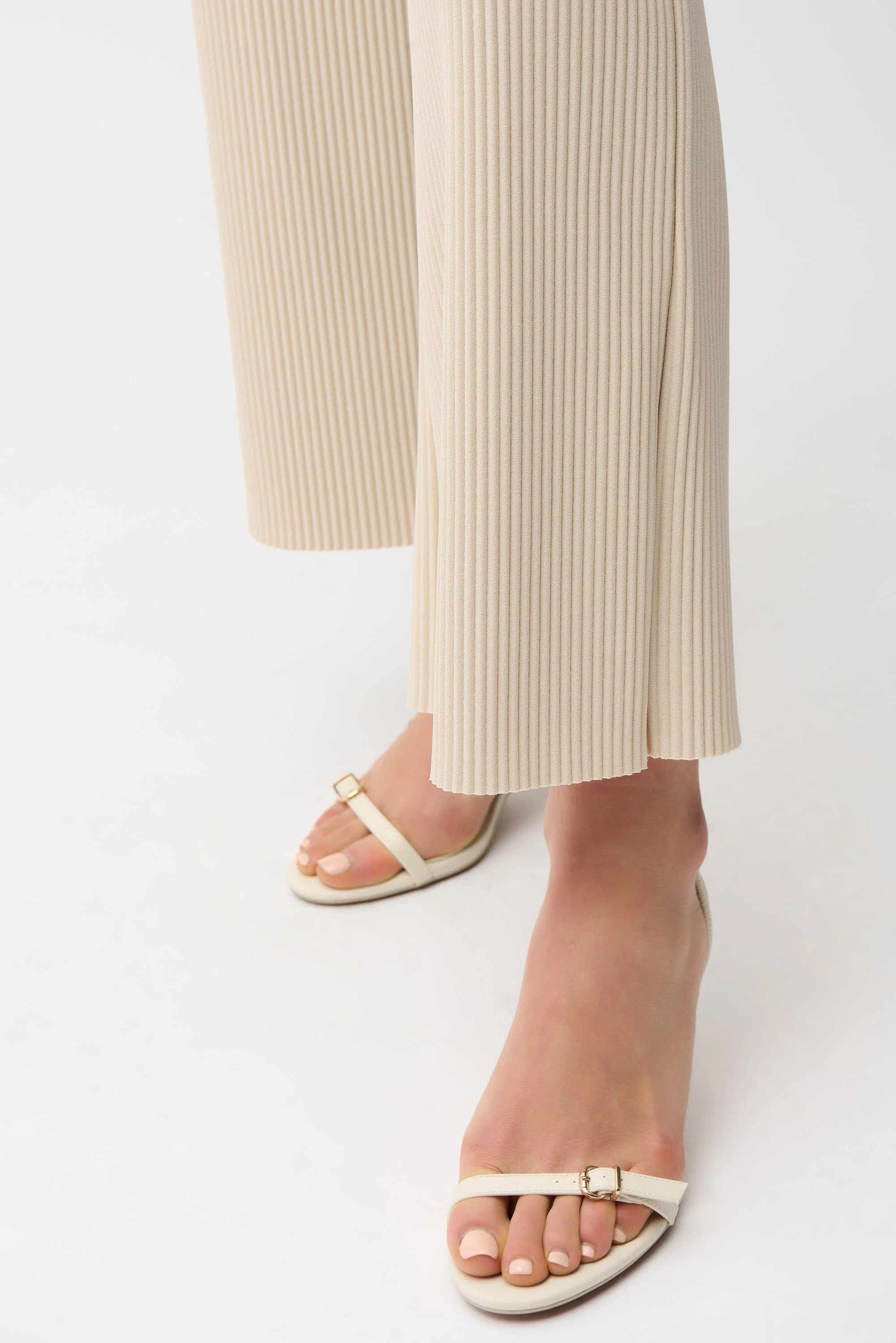 Joseph Ribkoff Pleated Wide Leg Pull-On Pants Style 261100 - Image 4