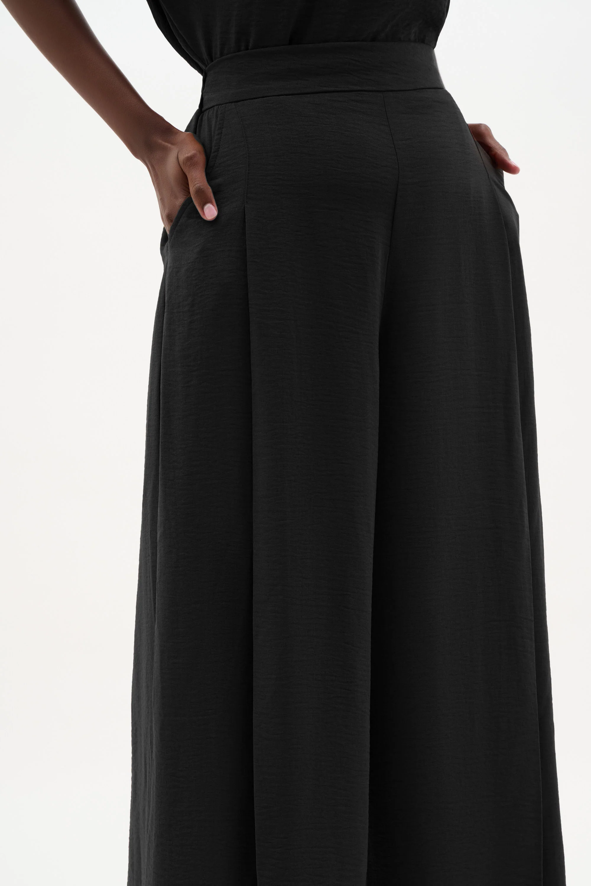 Joseph Ribkoff Pull-On Culotte Pants With Pleats Style 262196 - Image 8