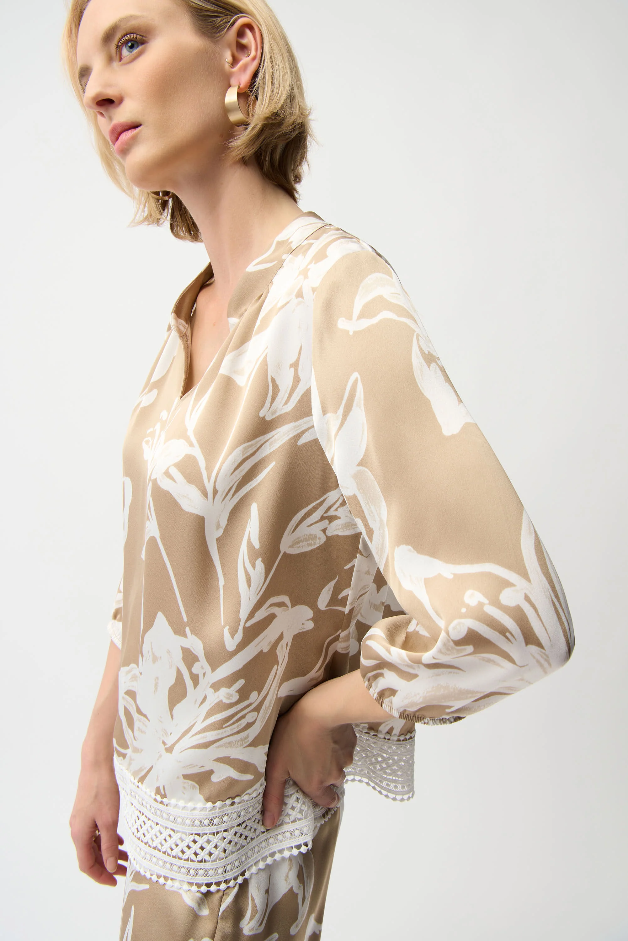 Joseph Ribkoff Satin Floral Print Straight Top With Mandarin Collar Style 261031 - Image 3