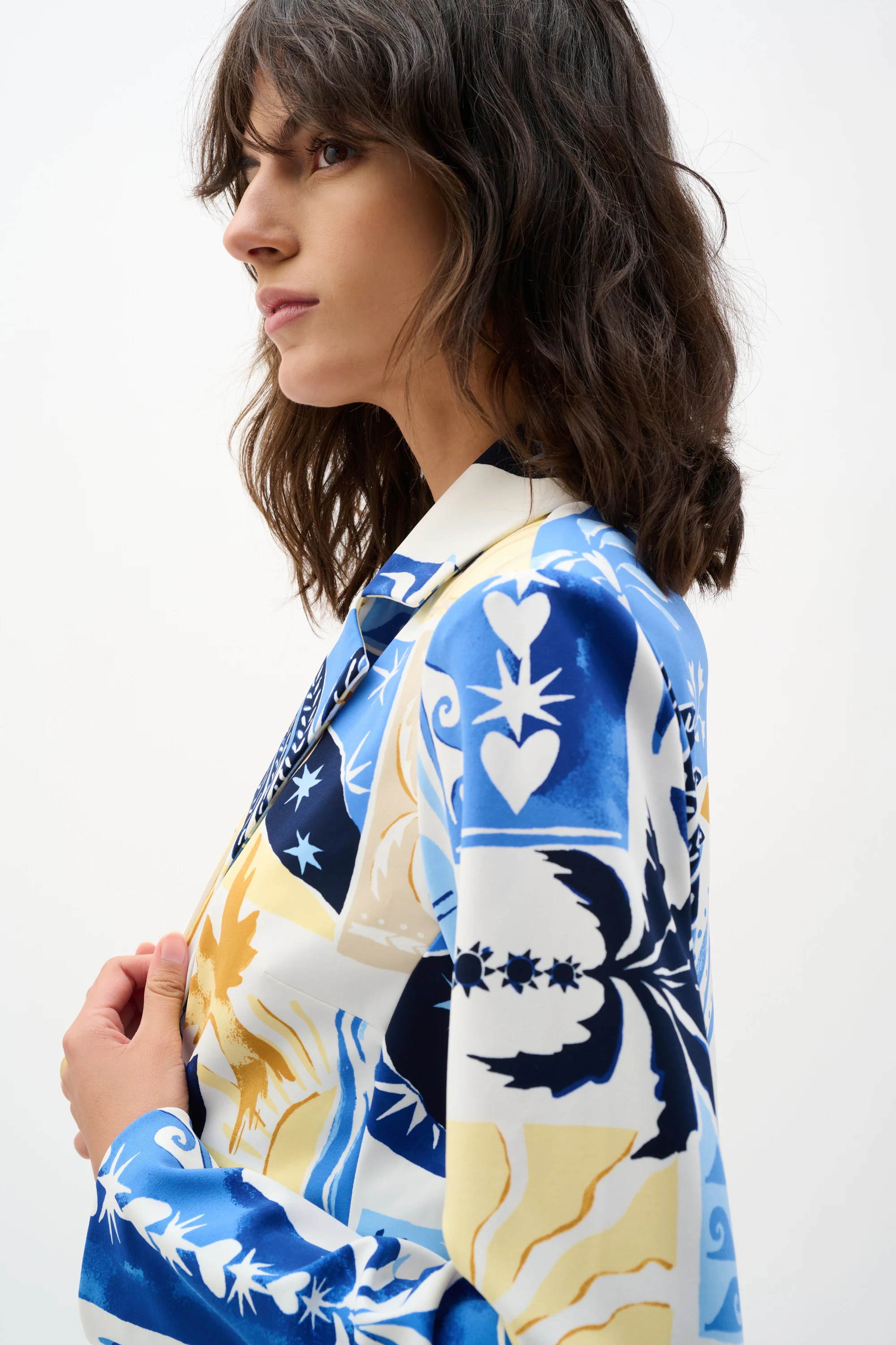 Joseph Ribkoff Silky Knit Tropical Print Fitted Blazer Style 262232 - Image 5